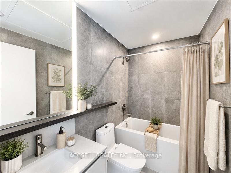 Photo 5 of Unit W905, 185 Millway Avenue, Vaughan, Vaughan Corporate Centre — HOMEH