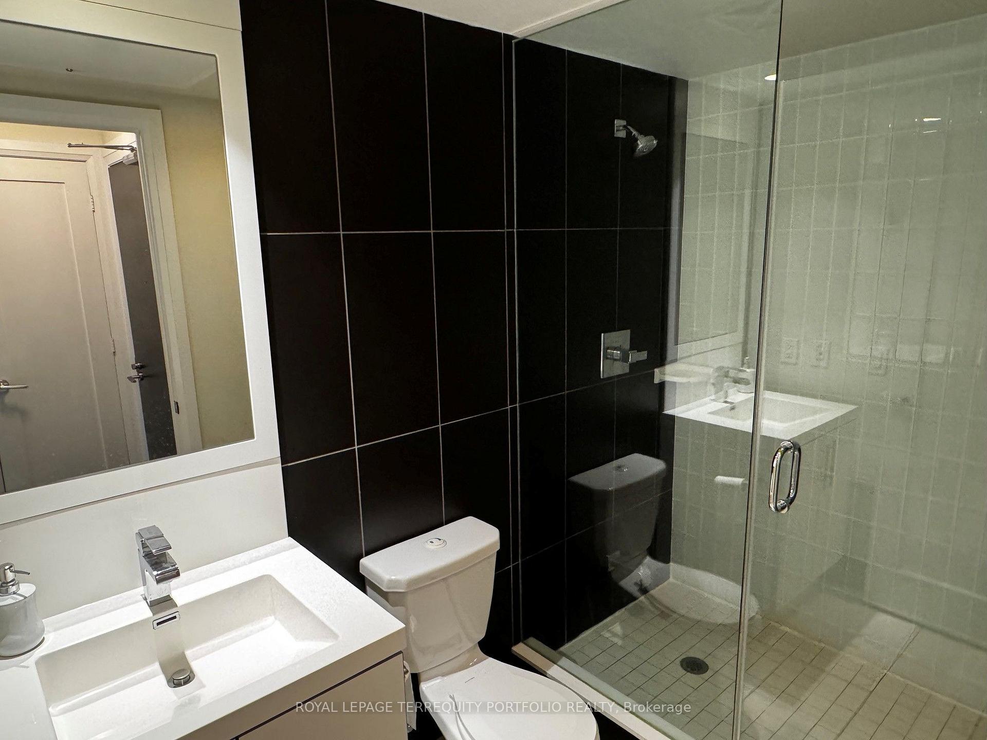 Photo 8 of Unit 3101, 2 Anndale Drive, North York, Willowdale East — HOMEH