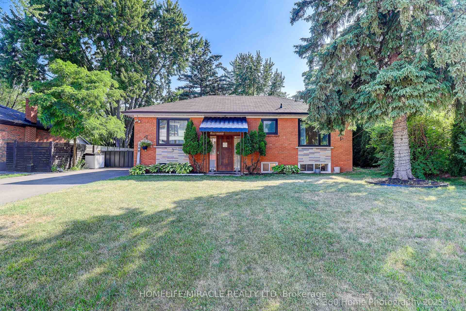 Photo 1 of 568 Weir Avenue, Oakville, West — HOMEH