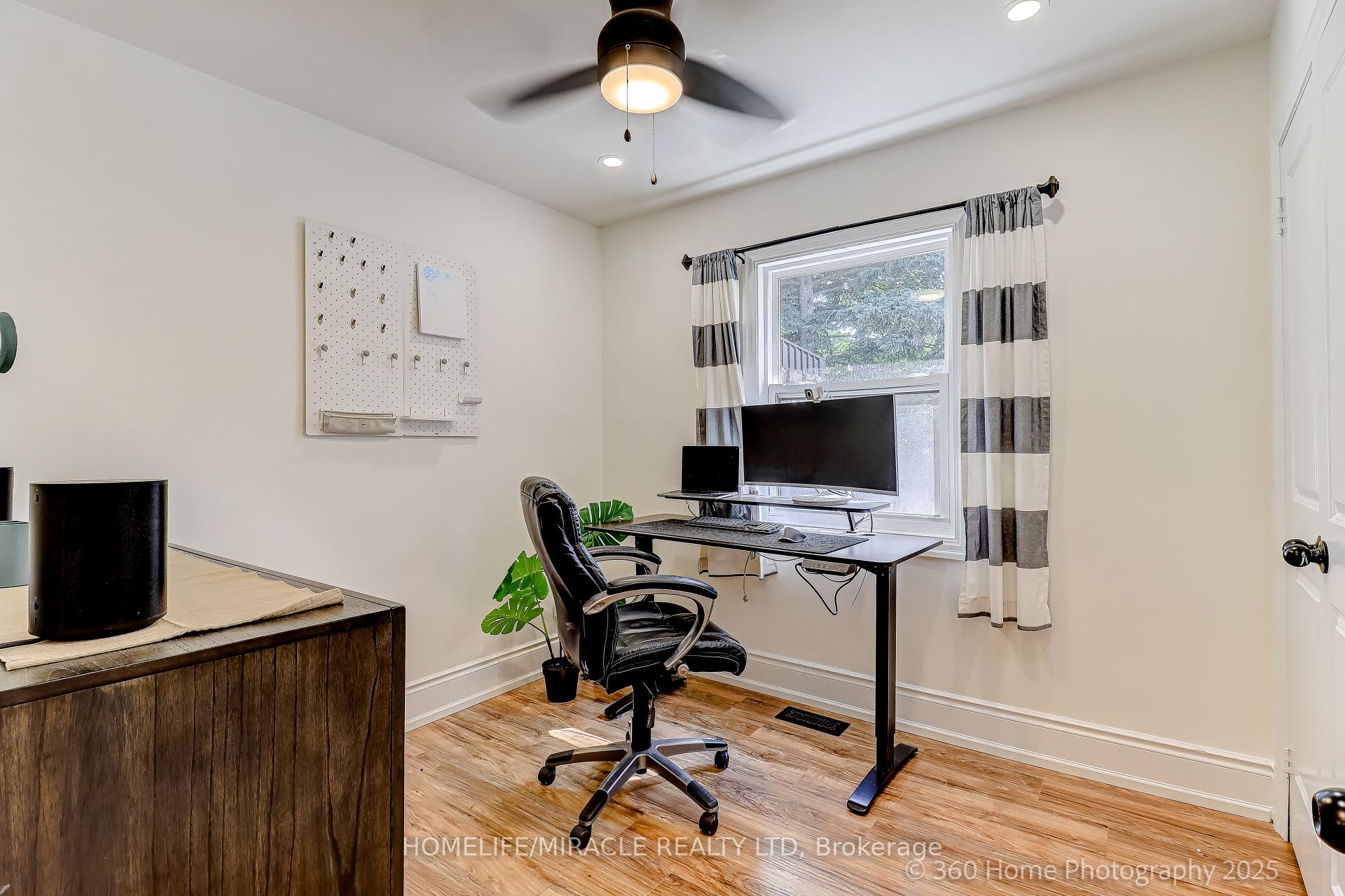Photo 13 of 568 Weir Avenue, Oakville, West — HOMEH