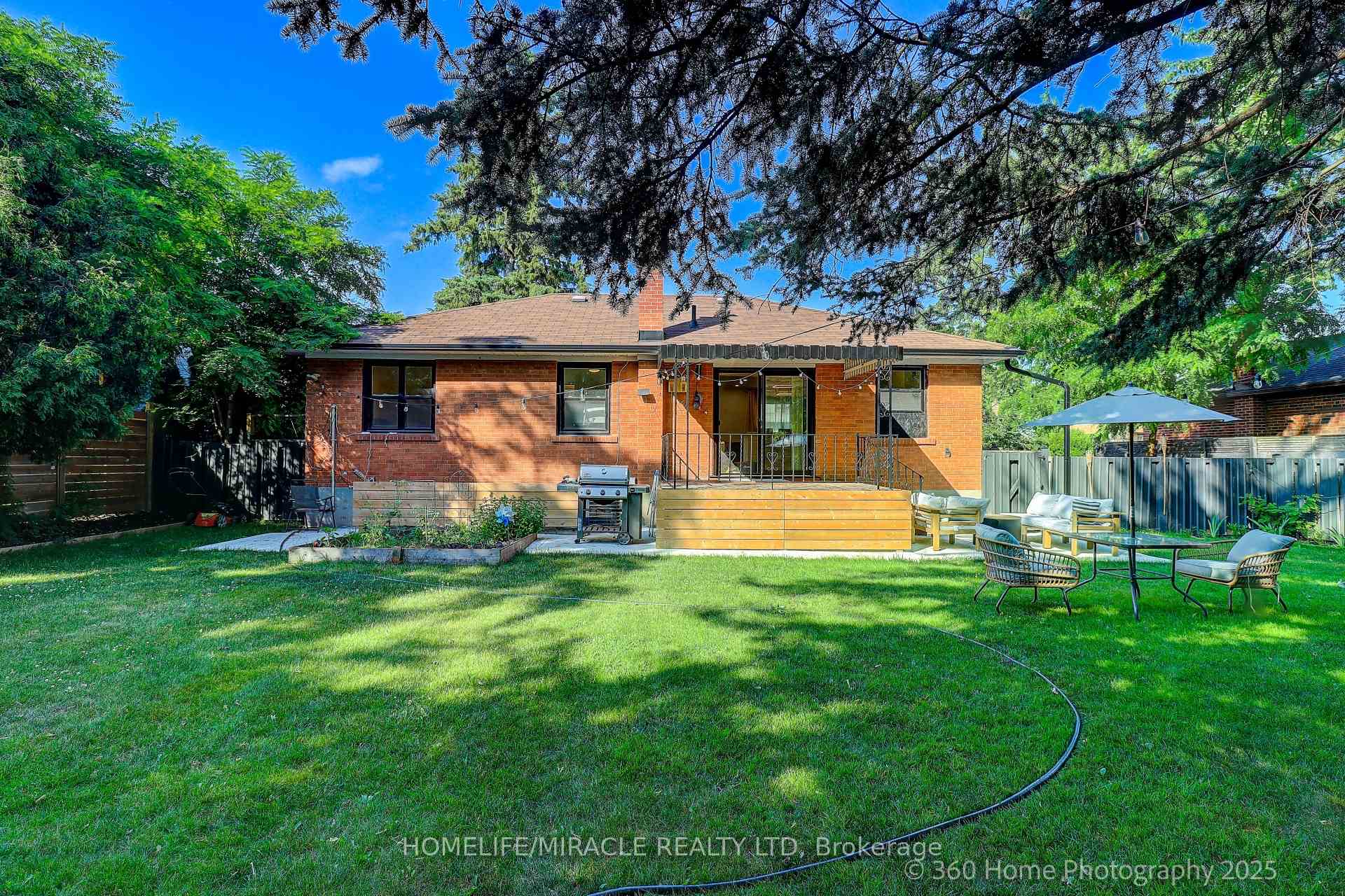 Photo 21 of 568 Weir Avenue, Oakville, West — HOMEH