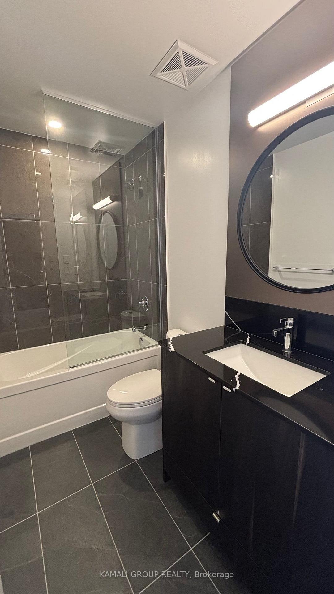 Photo 6 of Unit 2105, 771 Yonge Street, Toronto, Rosedale-Moore Park — HOMEH