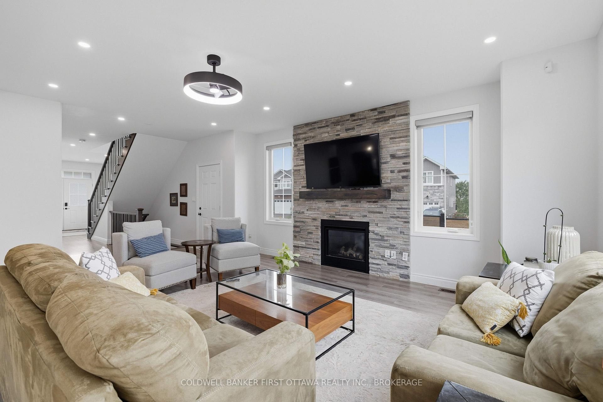 Photo 11 of 502 Beth Crescent, Kingston, City Northwest — HOMEH