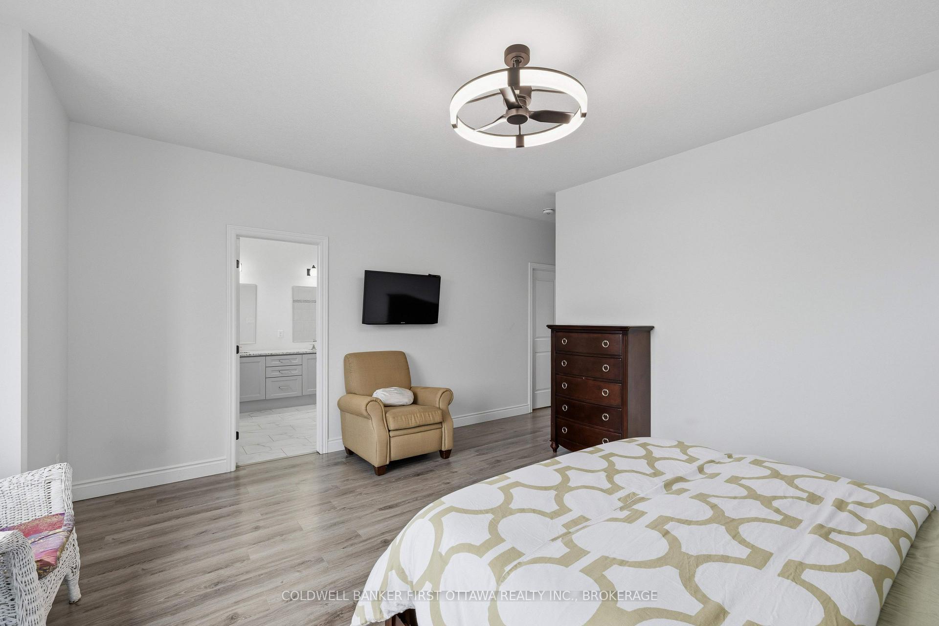 Photo 35 of 502 Beth Crescent, Kingston, City Northwest — HOMEH
