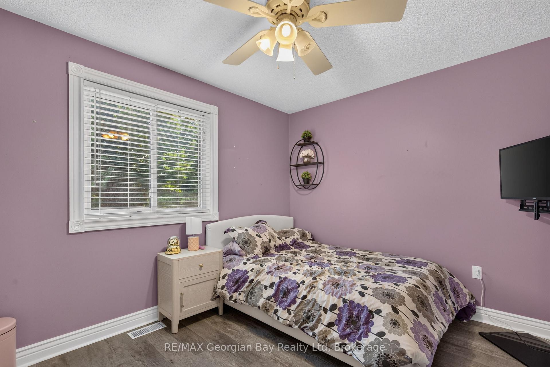 Photo 15 of 3 Copeland Street, Penetanguishene — HOMEH