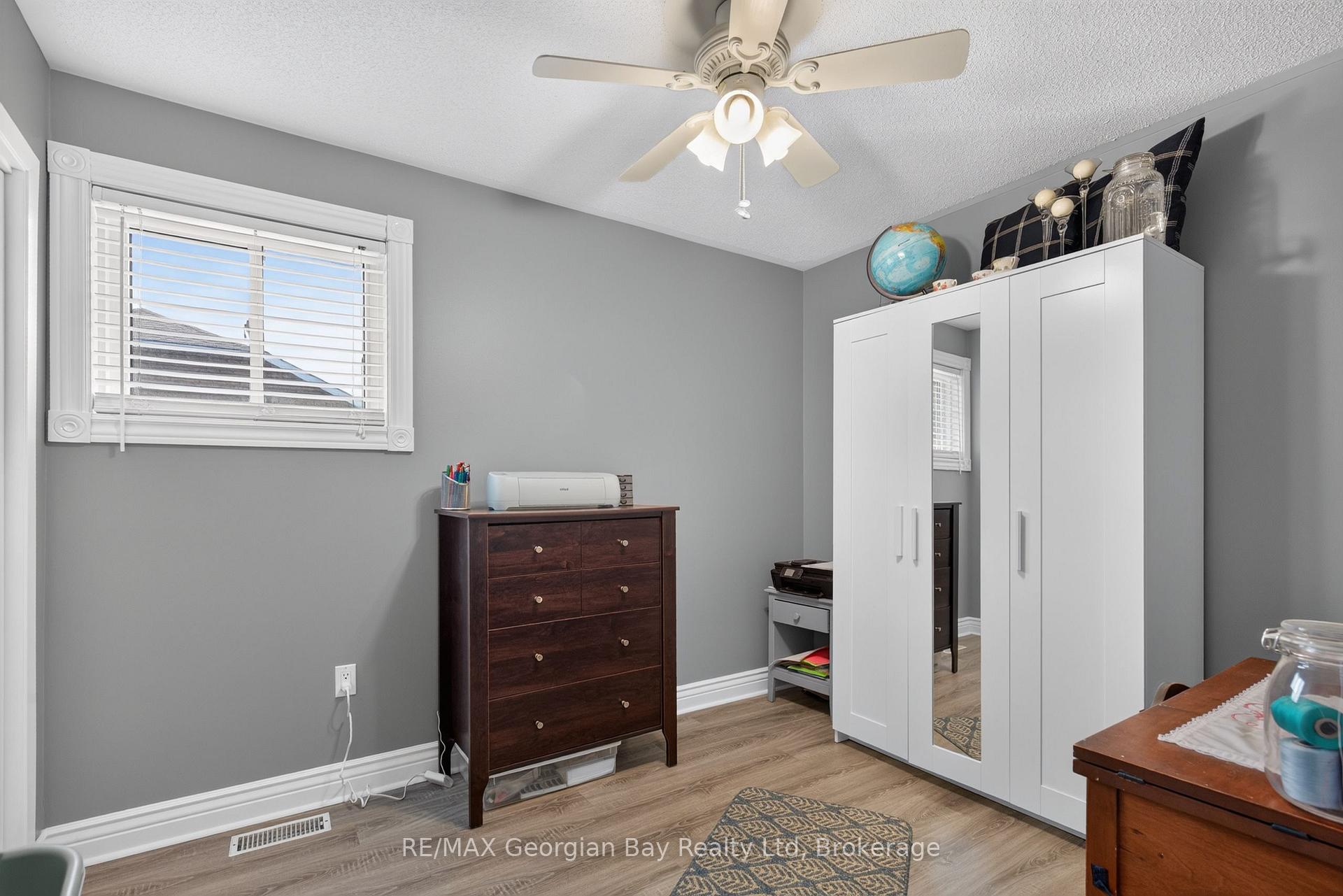 Photo 17 of 3 Copeland Street, Penetanguishene — HOMEH