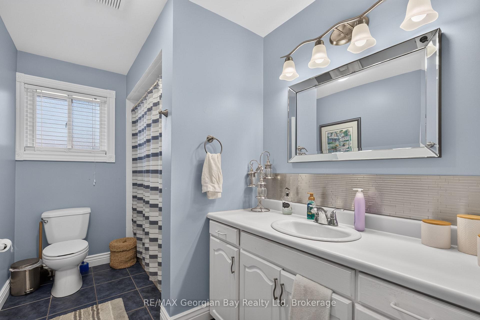 Photo 19 of 3 Copeland Street, Penetanguishene — HOMEH