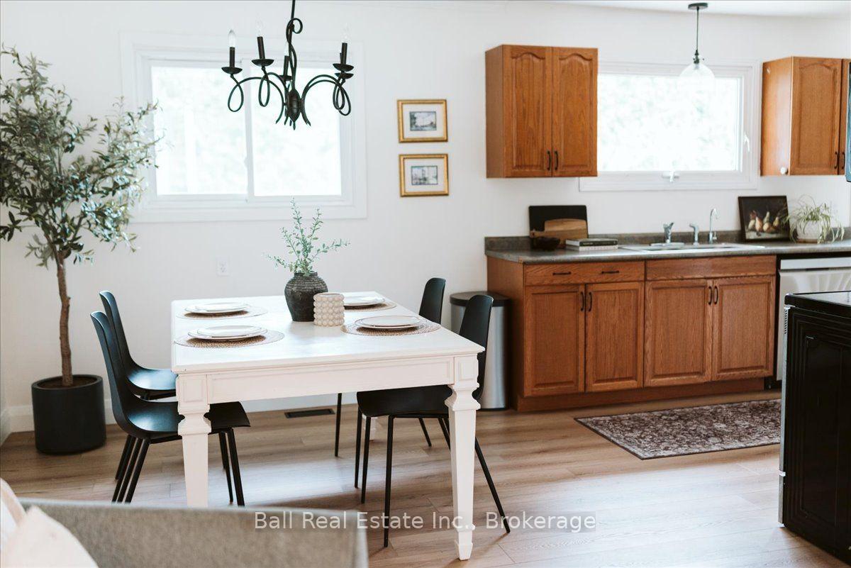 Photo 9 of 776 Donoghue Crescent, Selwyn — HOMEH