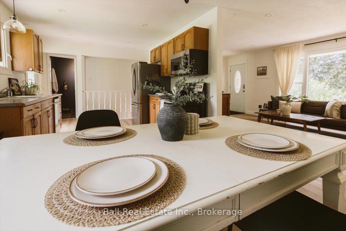 Photo 11 of 776 Donoghue Crescent, Selwyn — HOMEH