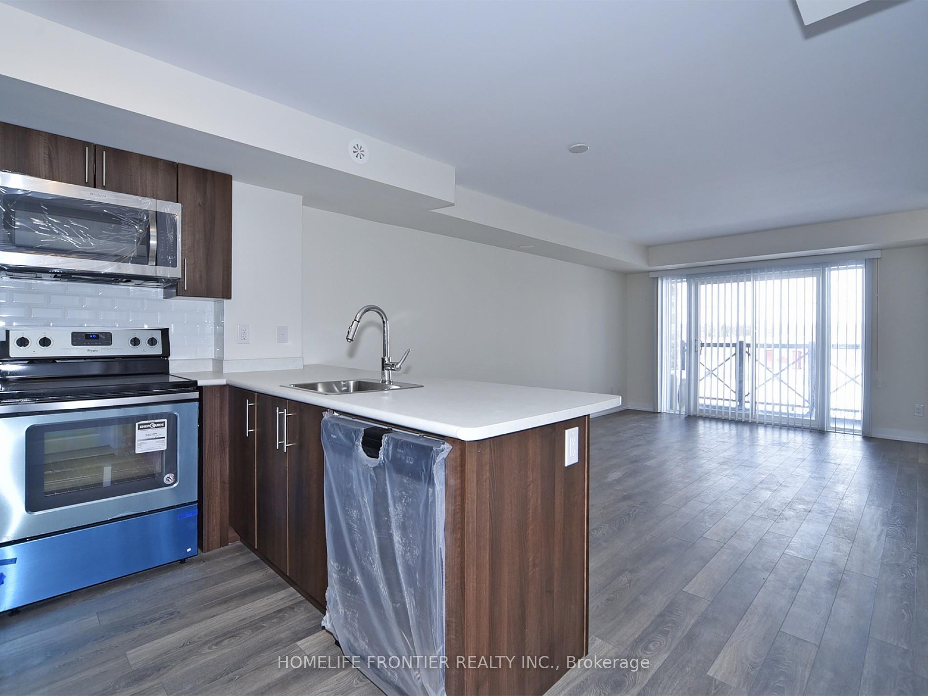 Photo 8 of Unit 506, 30 Dunsheath Way, Markham, Cornell — HOMEH