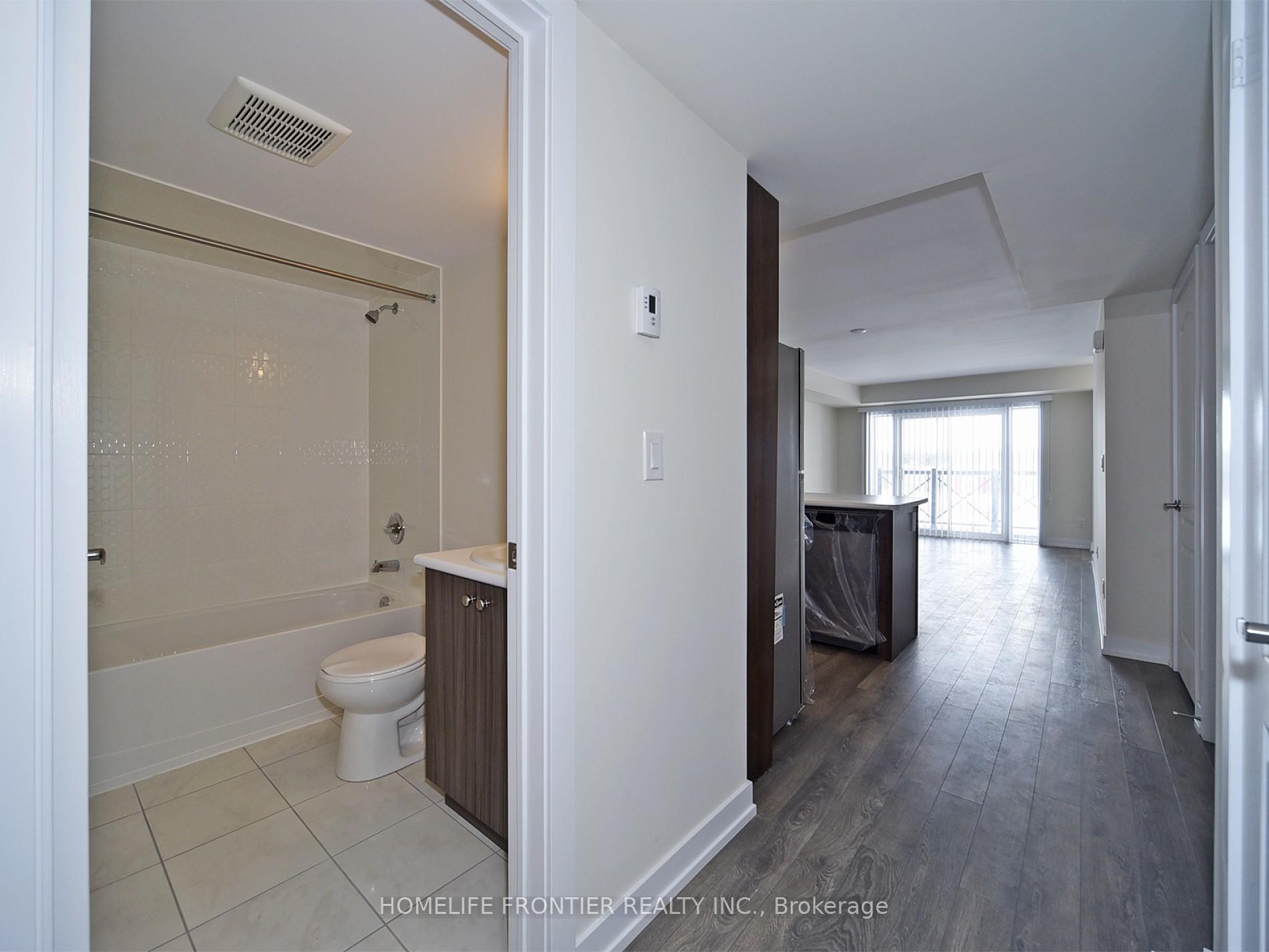 Photo 11 of Unit 506, 30 Dunsheath Way, Markham, Cornell — HOMEH