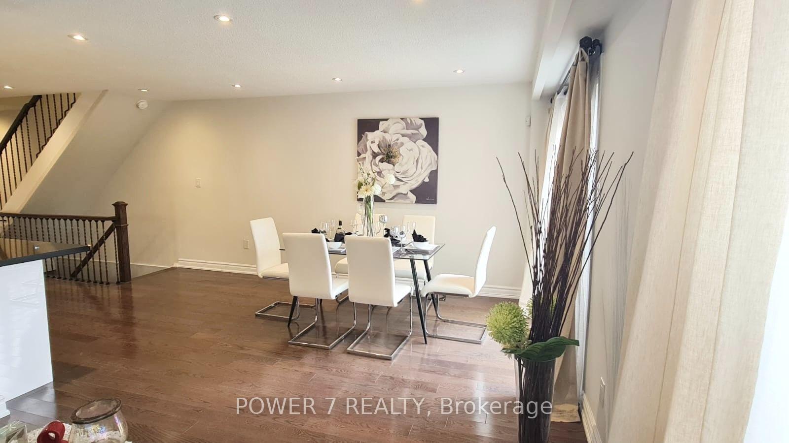 Photo 5 of 139 Carolbreen Square, Scarborough, Agincourt North — HOMEH