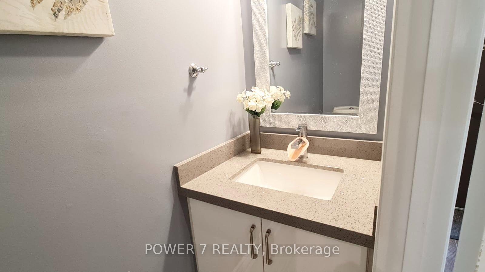 Photo 9 of 139 Carolbreen Square, Scarborough, Agincourt North — HOMEH