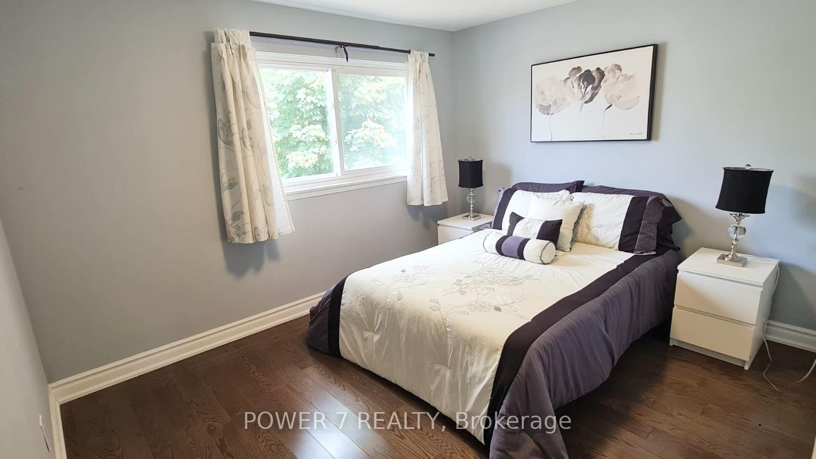 Photo 14 of 139 Carolbreen Square, Scarborough, Agincourt North — HOMEH