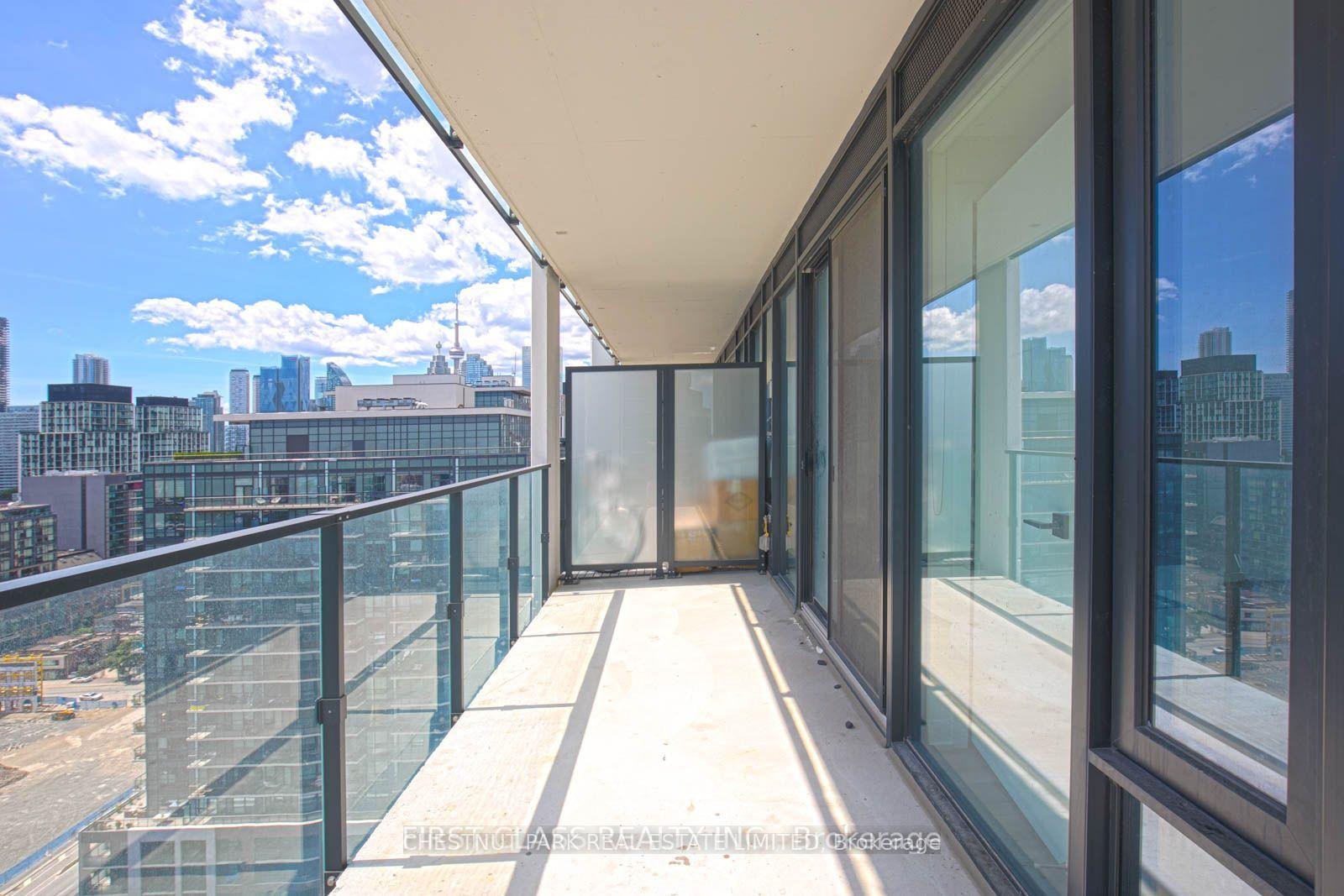 Photo 3 of Unit 2004, 55 Ontario Street, Toronto, Moss Park — HOMEH