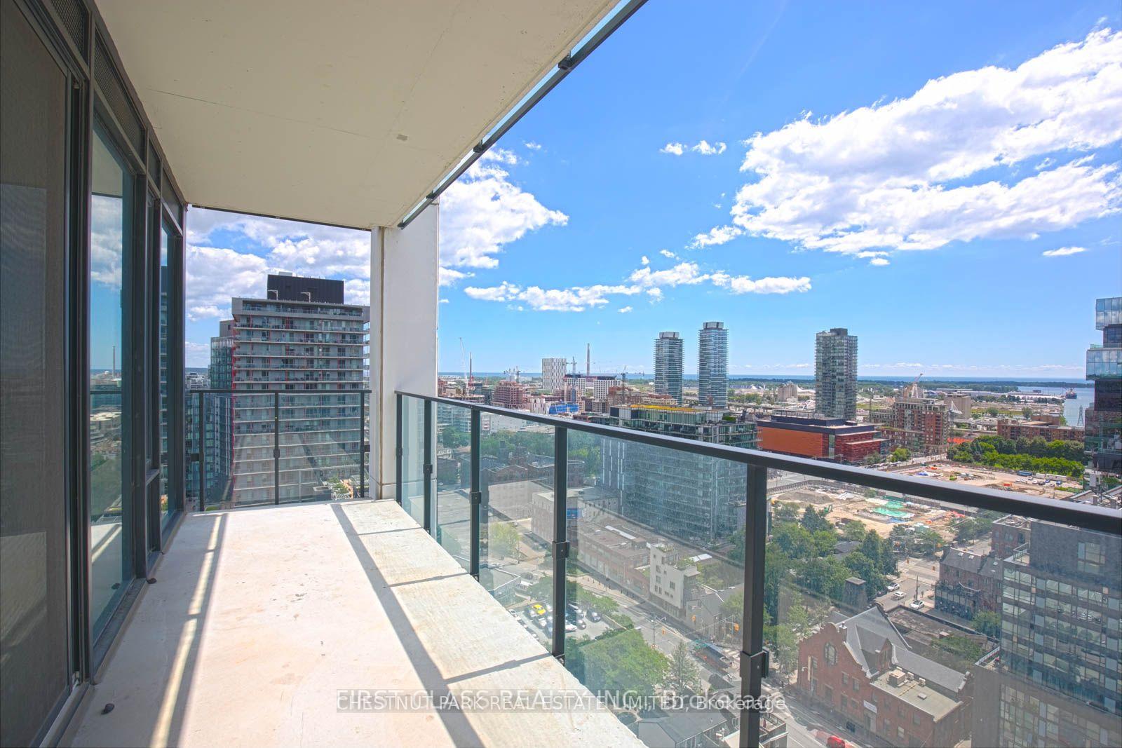 Photo 4 of Unit 2004, 55 Ontario Street, Toronto, Moss Park — HOMEH