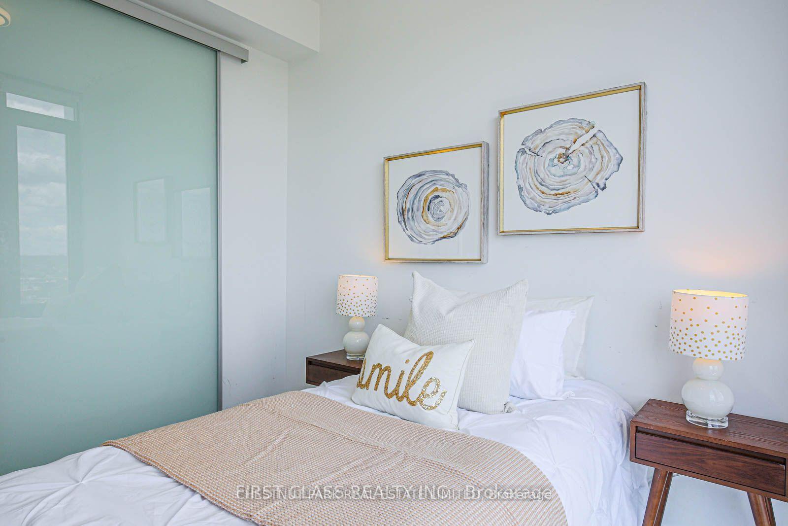Photo 7 of Unit 2004, 55 Ontario Street, Toronto, Moss Park — HOMEH