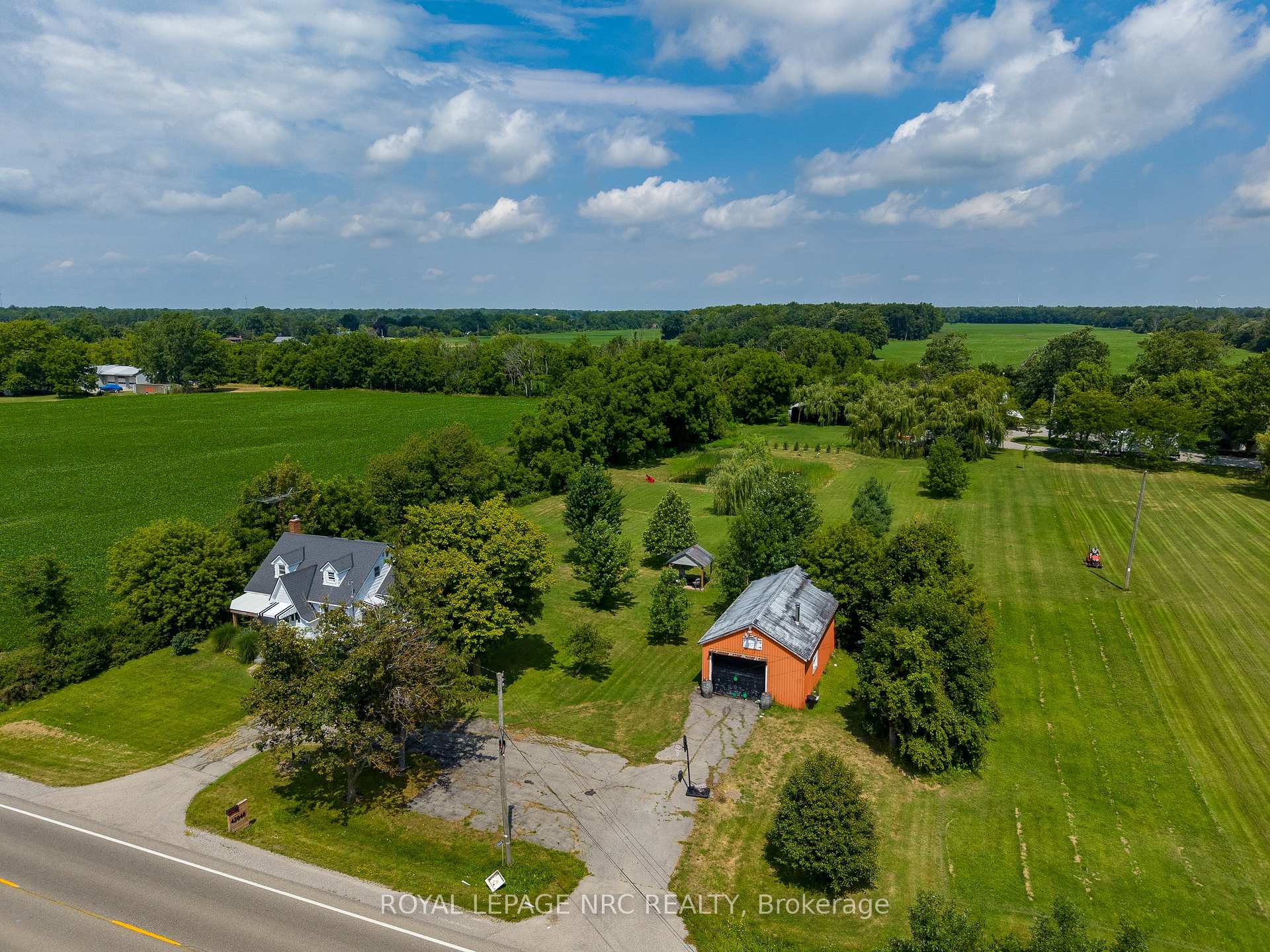 Photo 33 of 42846 3 Highway, Wainfleet, Marshville/Winger — HOMEH