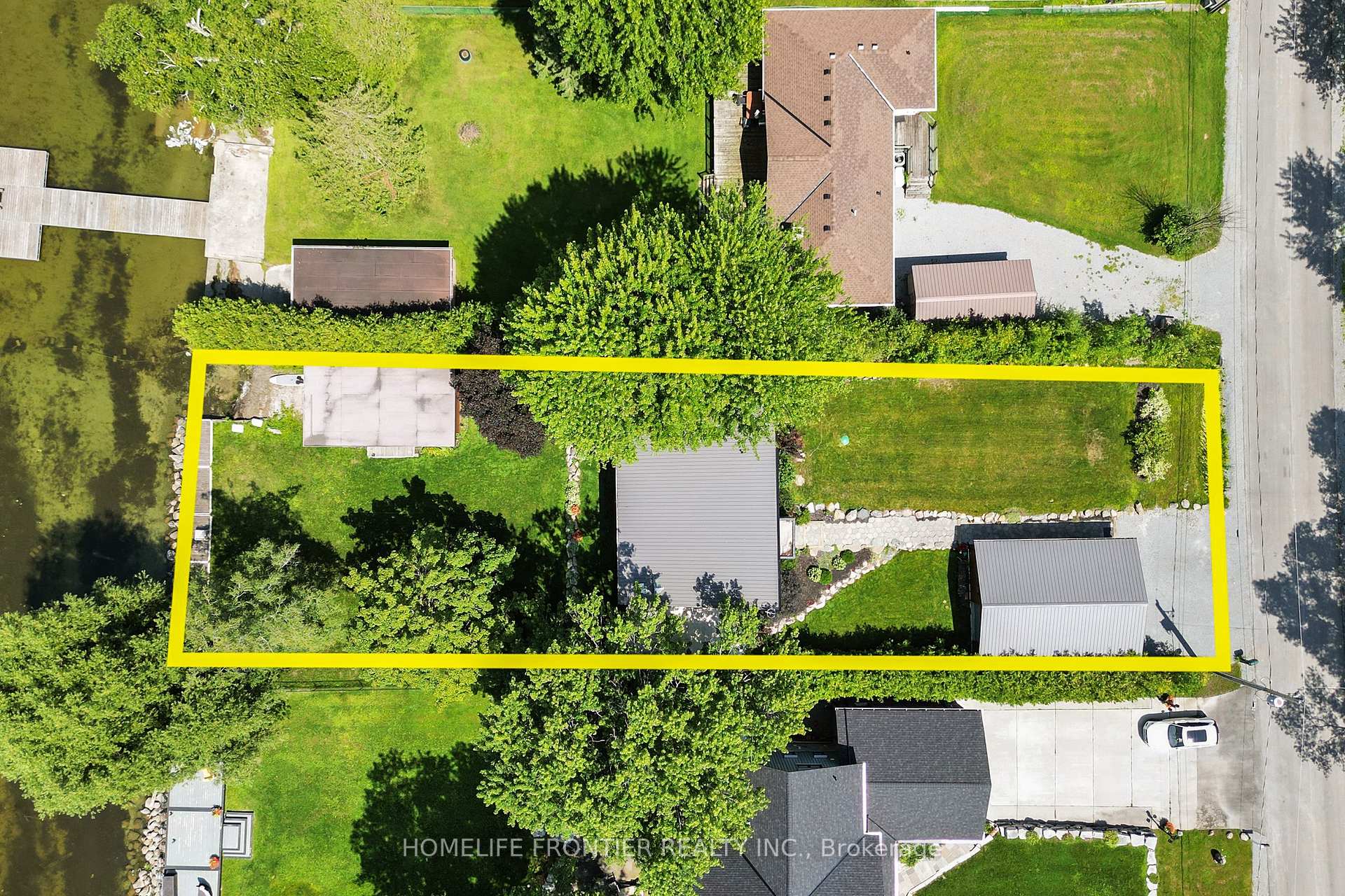 Photo 39 of 44 Irving Drive, Georgina, Pefferlaw — HOMEH