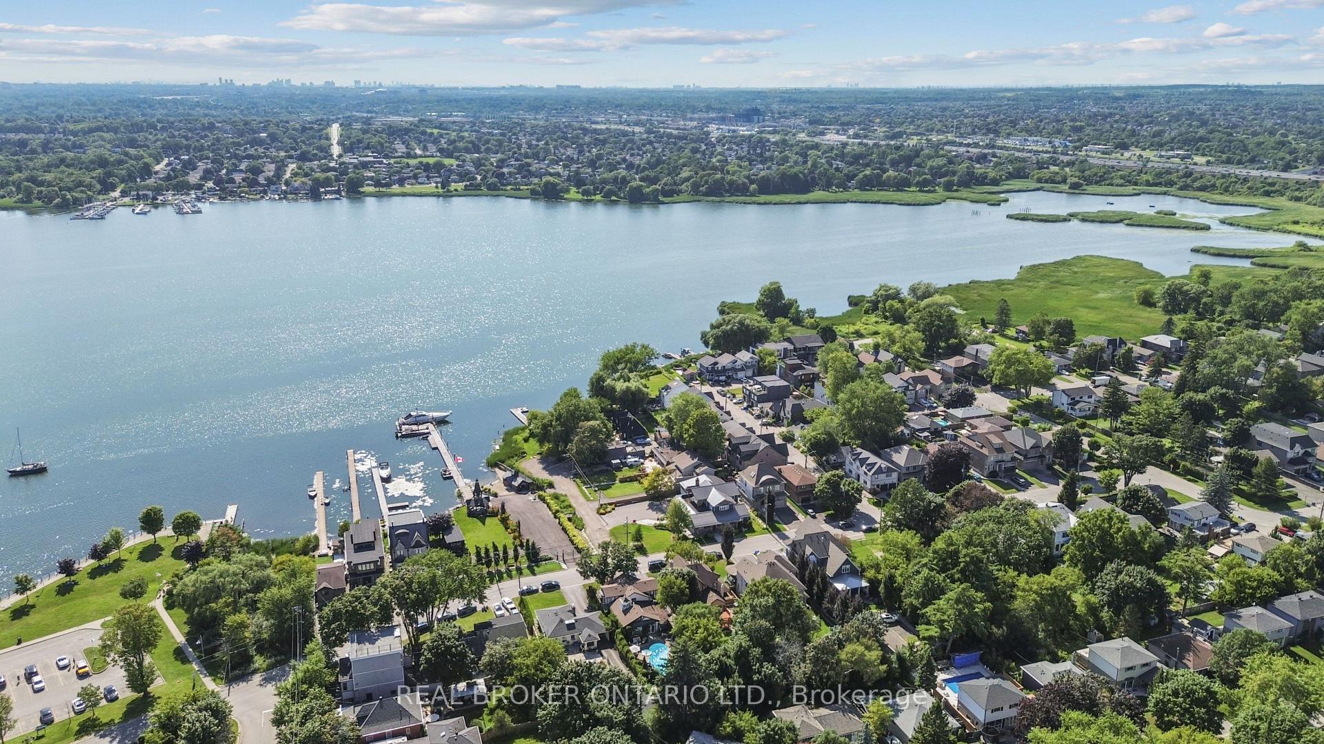 Photo 46 of 695 Front Road, Pickering, Bay Ridges — HOMEH