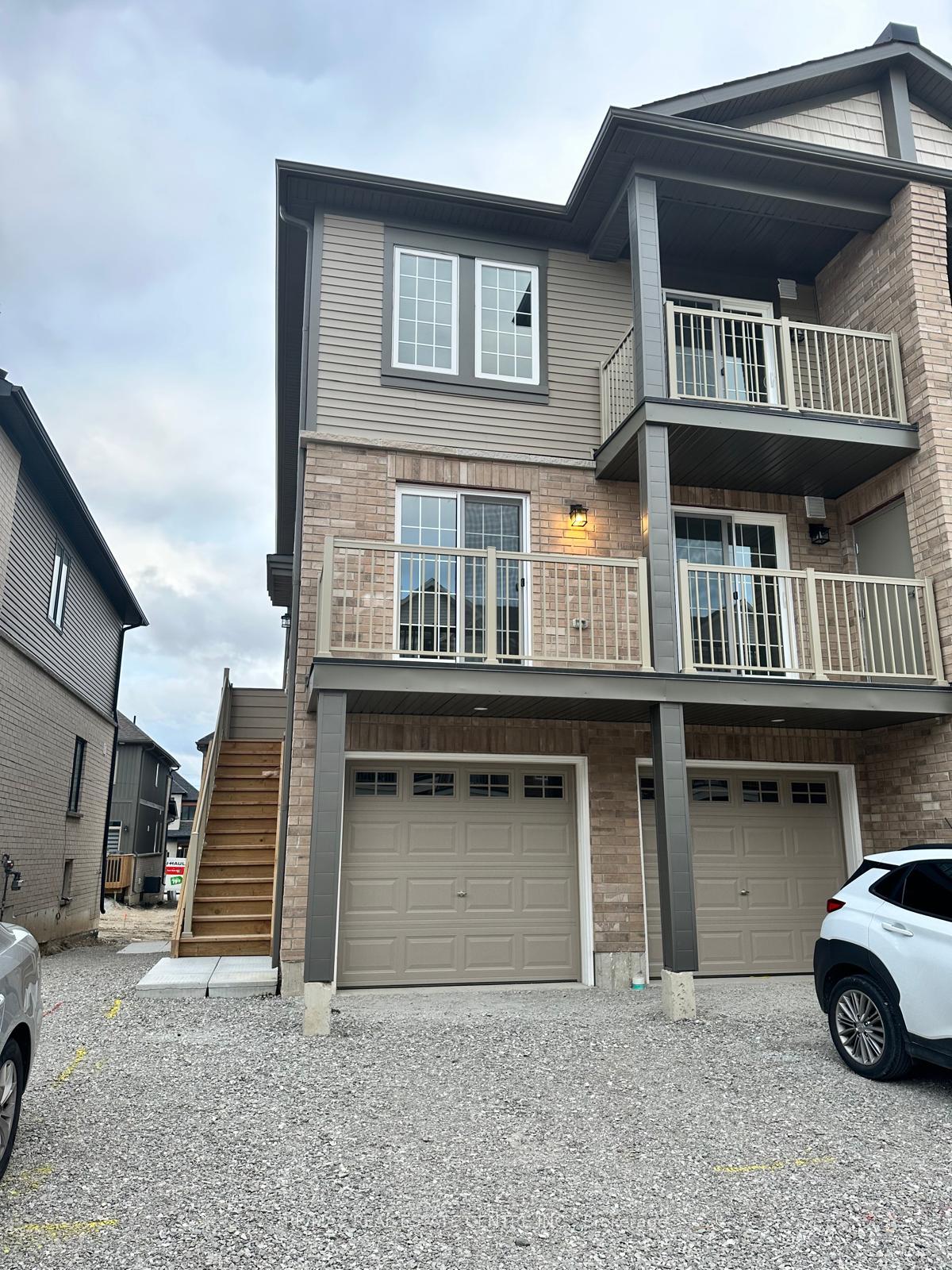 Photo 1 of Unit 1, 9 Hay Lane, Barrie, Rural Barrie Southeast — HOMEH