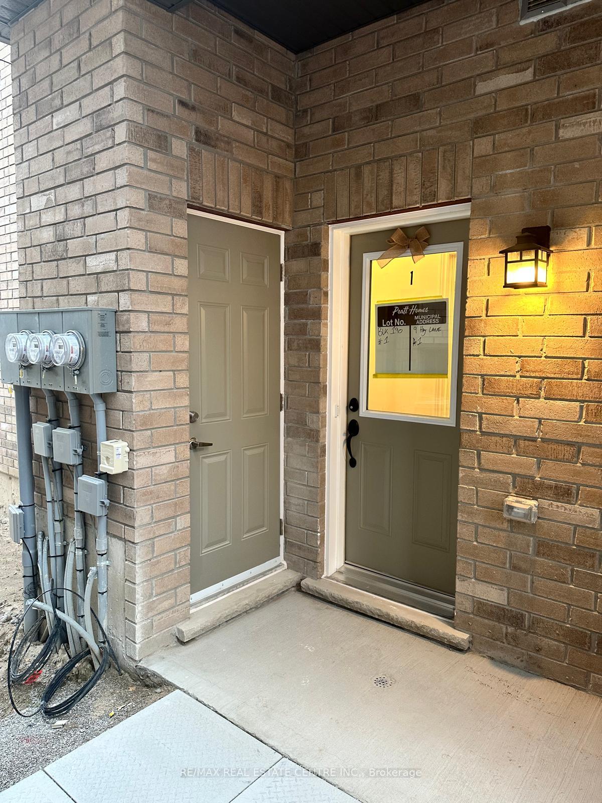 Photo 16 of Unit 1, 9 Hay Lane, Barrie, Rural Barrie Southeast — HOMEH