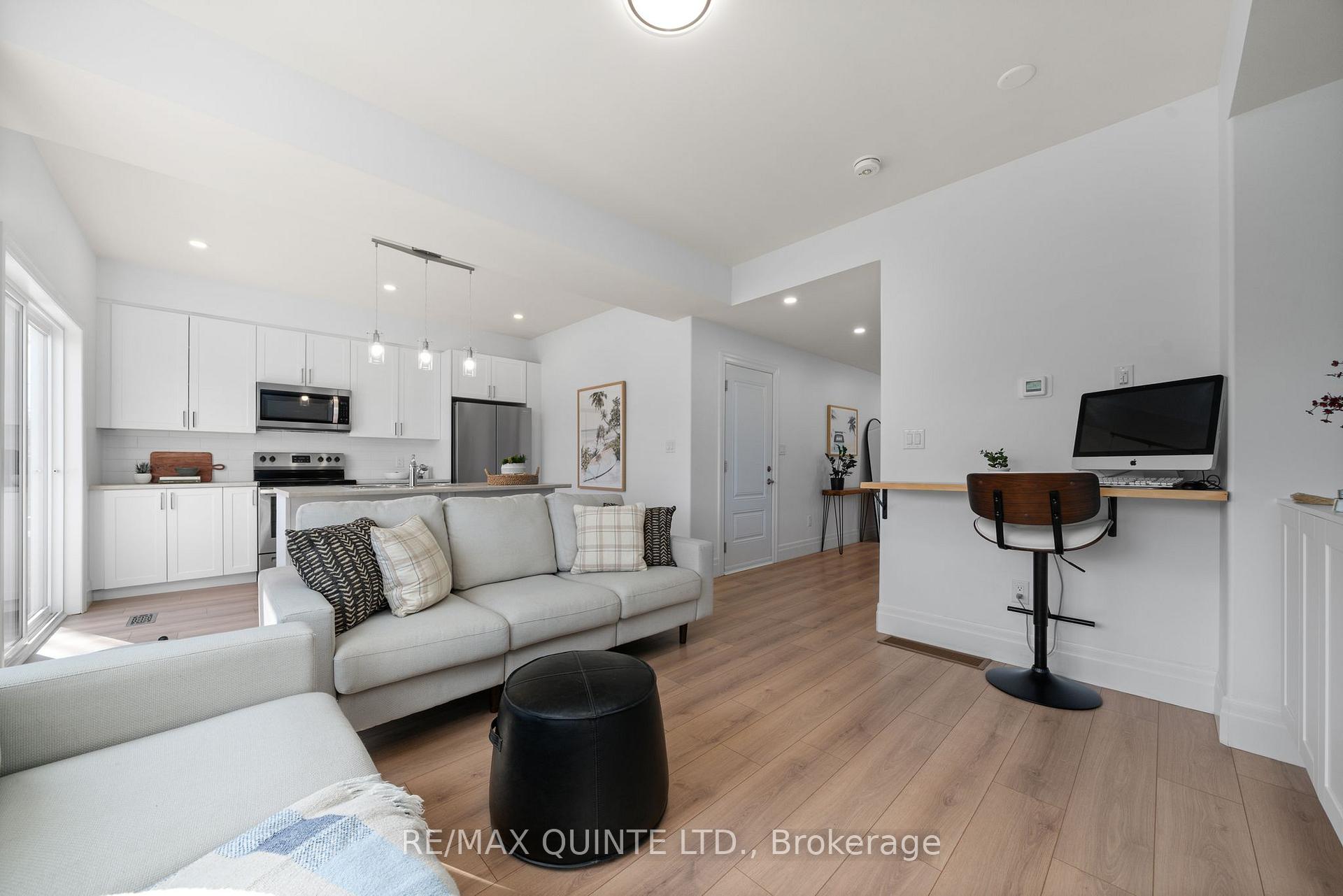 Photo 9 of 36 Campbell Crescent, Prince Edward County, Picton Ward — HOMEH