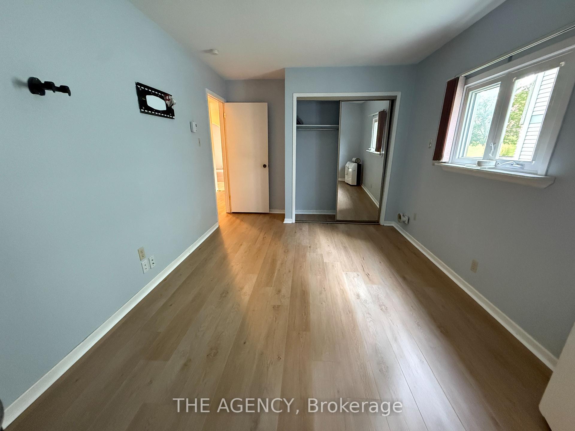 Photo 21 of 323 Waratah Avenue, Newmarket, Huron Heights-Leslie Valley — HOMEH
