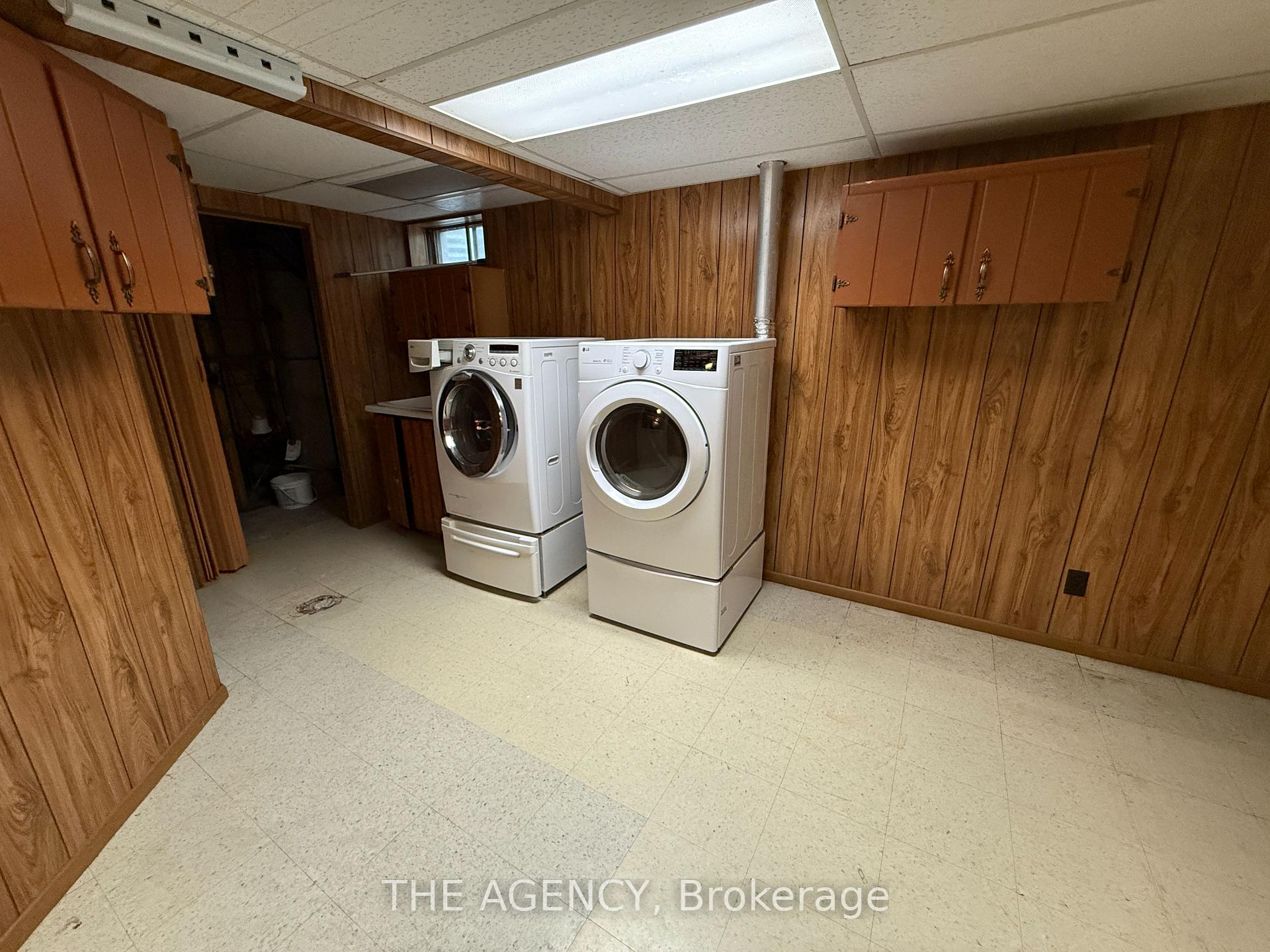Photo 32 of 323 Waratah Avenue, Newmarket, Huron Heights-Leslie Valley — HOMEH