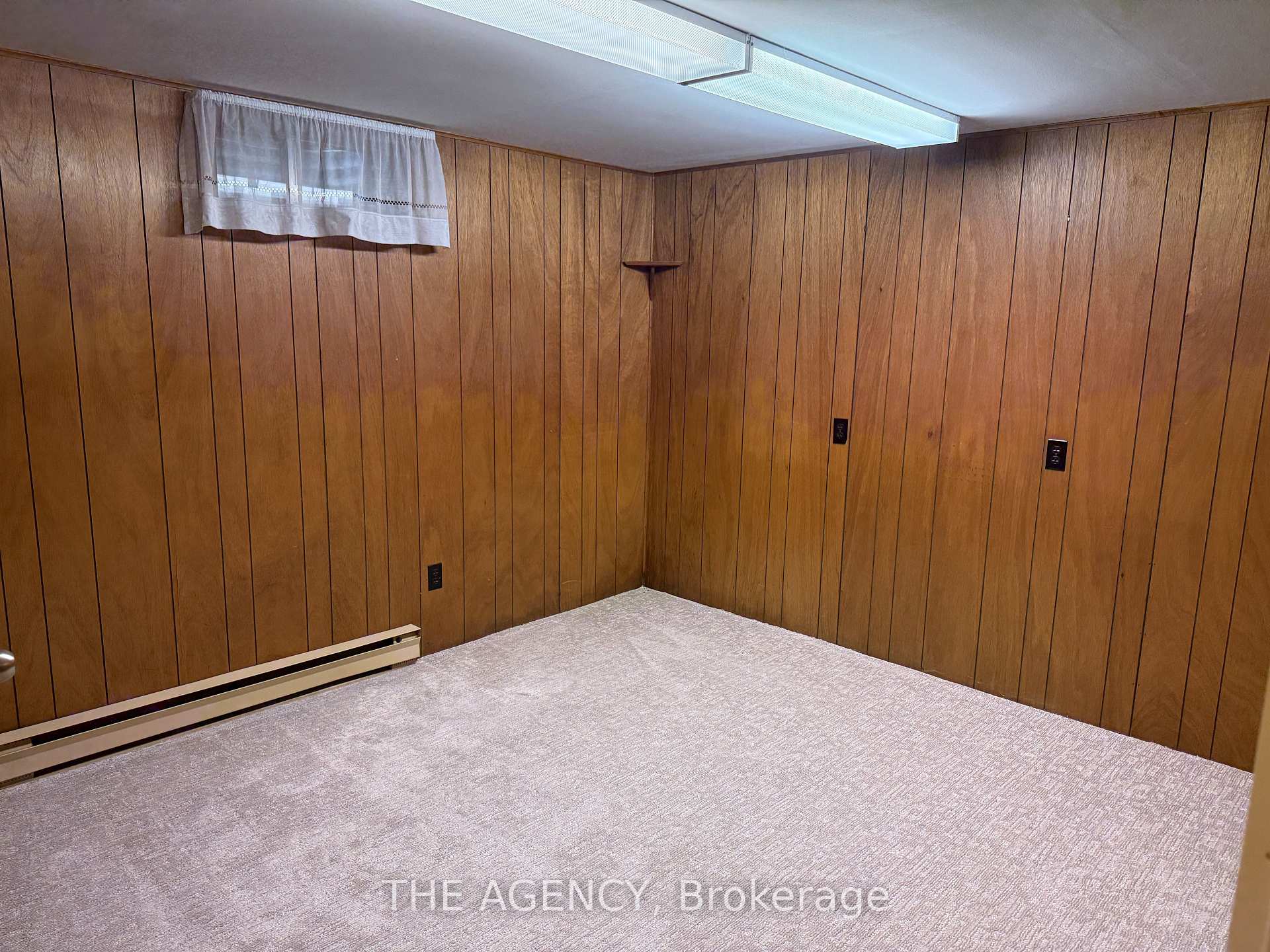 Photo 37 of 323 Waratah Avenue, Newmarket, Huron Heights-Leslie Valley — HOMEH