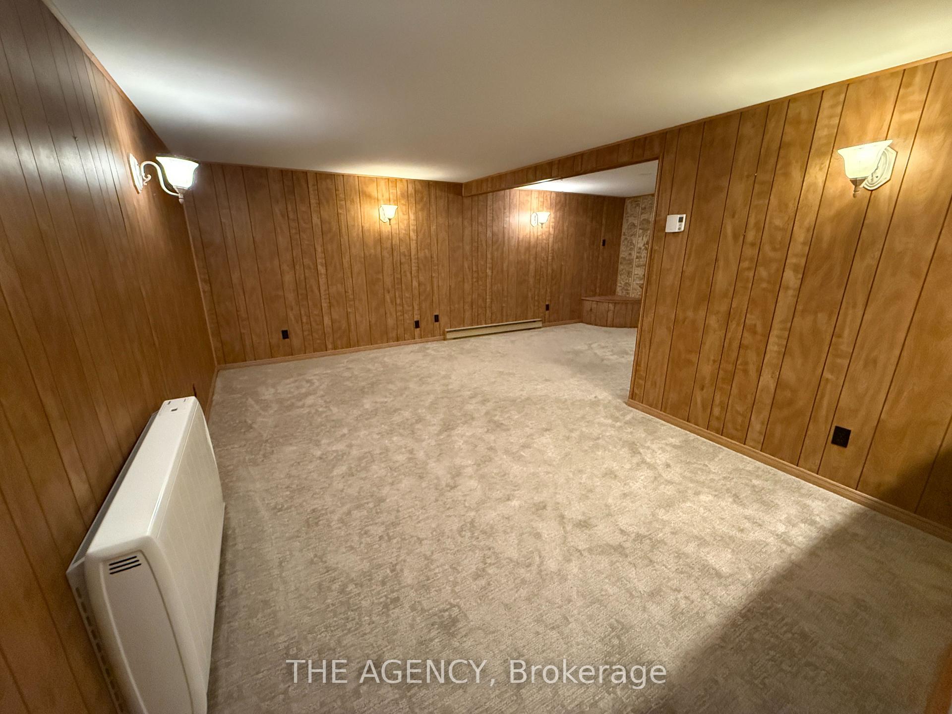 Photo 40 of 323 Waratah Avenue, Newmarket, Huron Heights-Leslie Valley — HOMEH