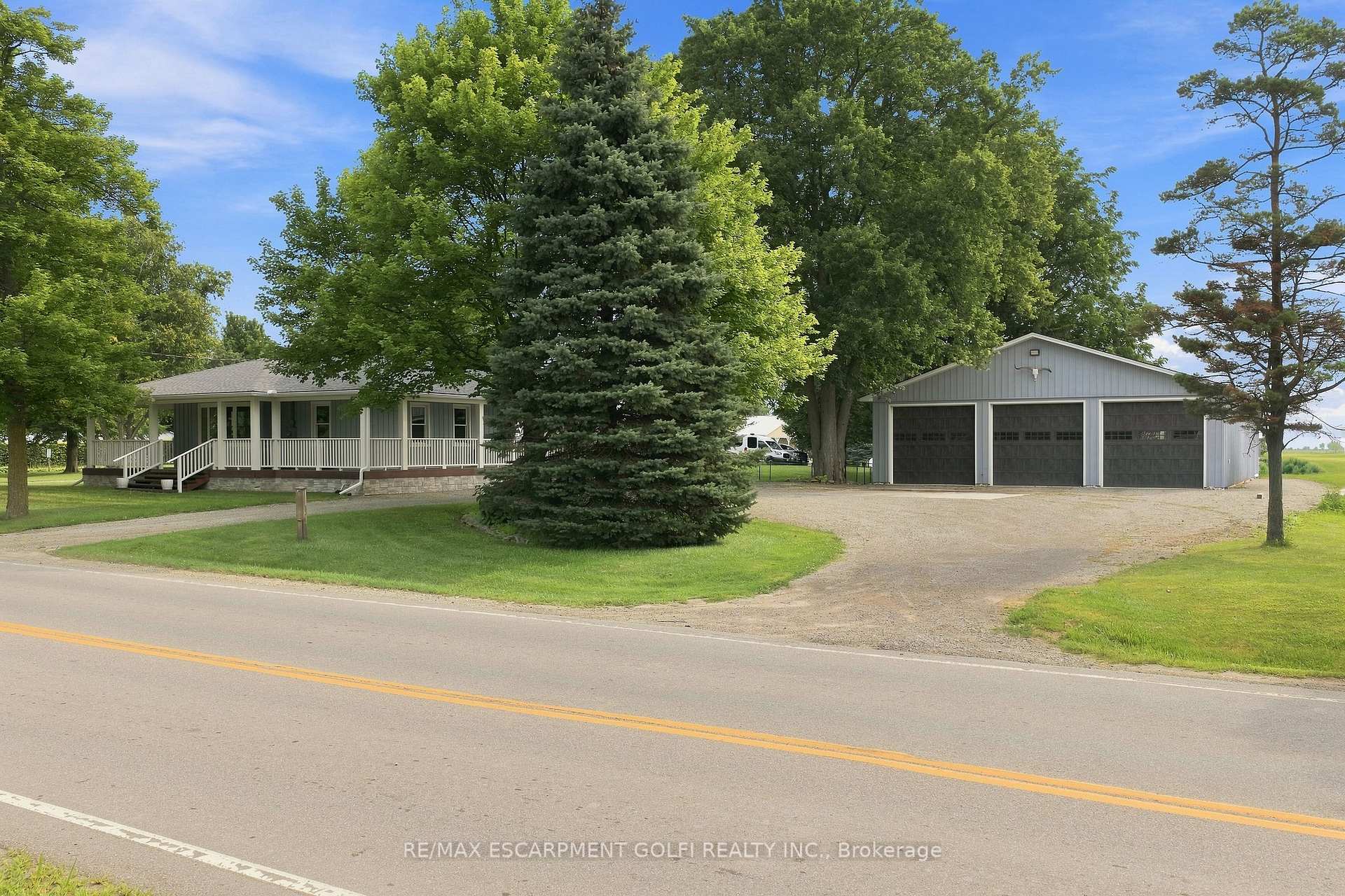 Photo 1 of 146 Lynden Road, Hamilton, Rural Flamborough — HOMEH