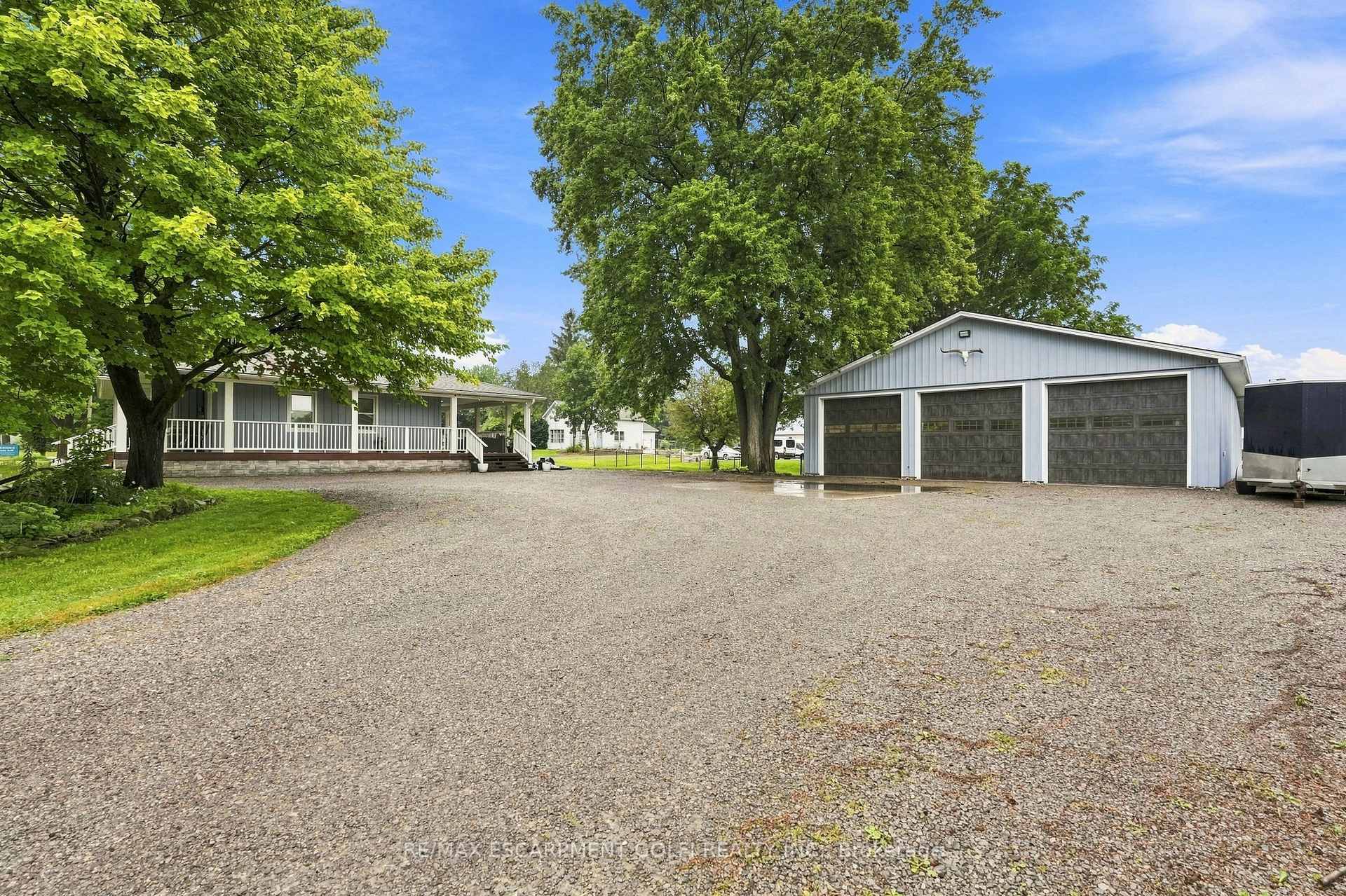 Photo 2 of 146 Lynden Road, Hamilton, Rural Flamborough — HOMEH
