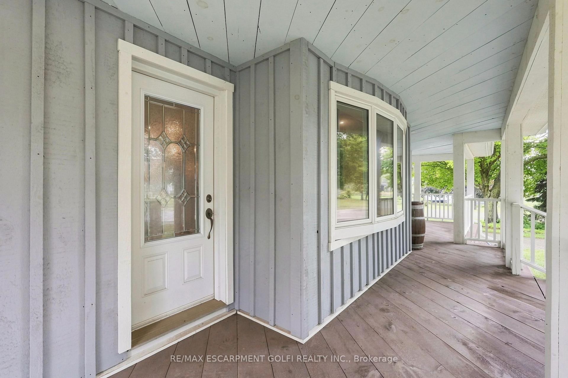 Photo 5 of 146 Lynden Road, Hamilton, Rural Flamborough — HOMEH