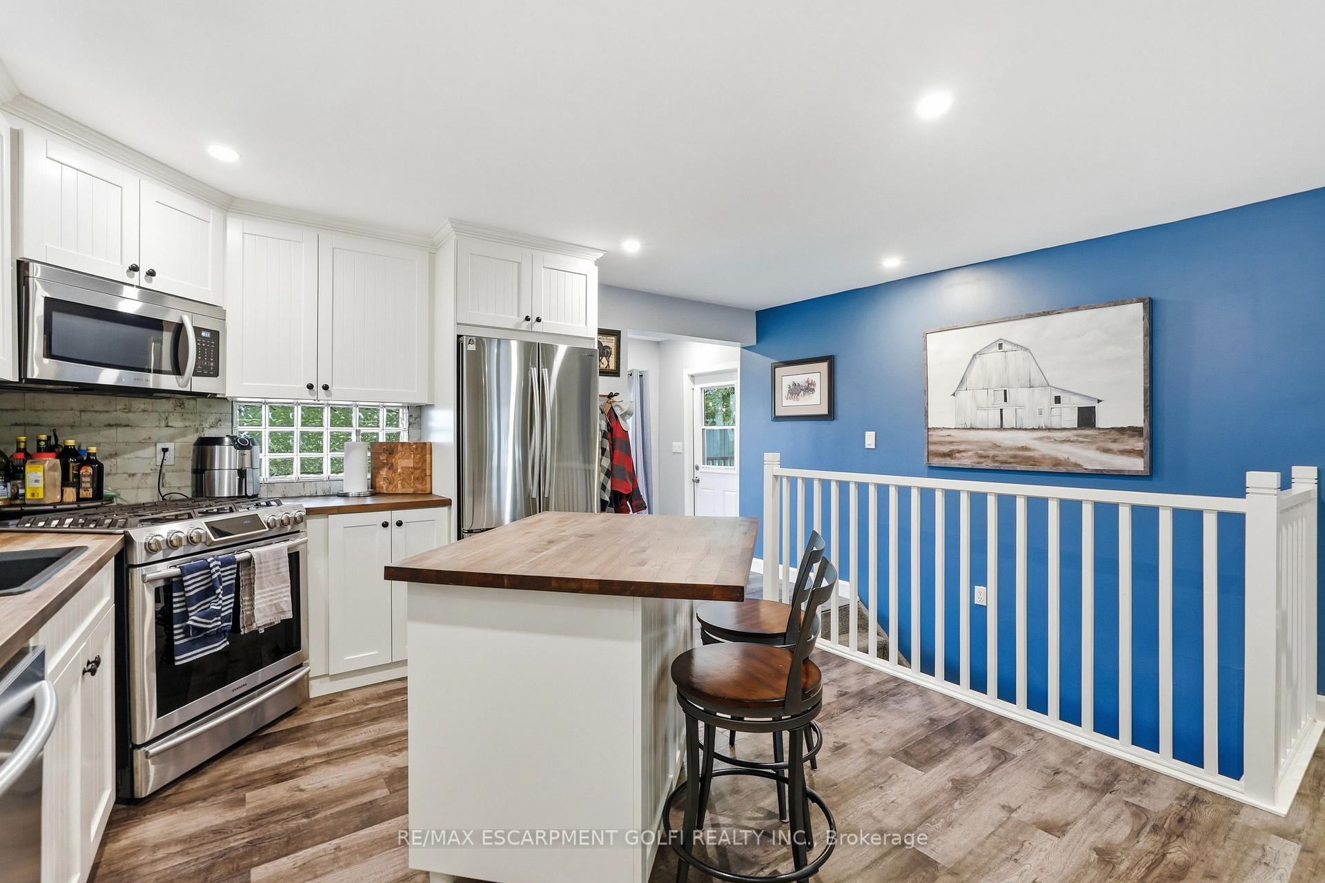 Photo 15 of 146 Lynden Road, Hamilton, Rural Flamborough — HOMEH