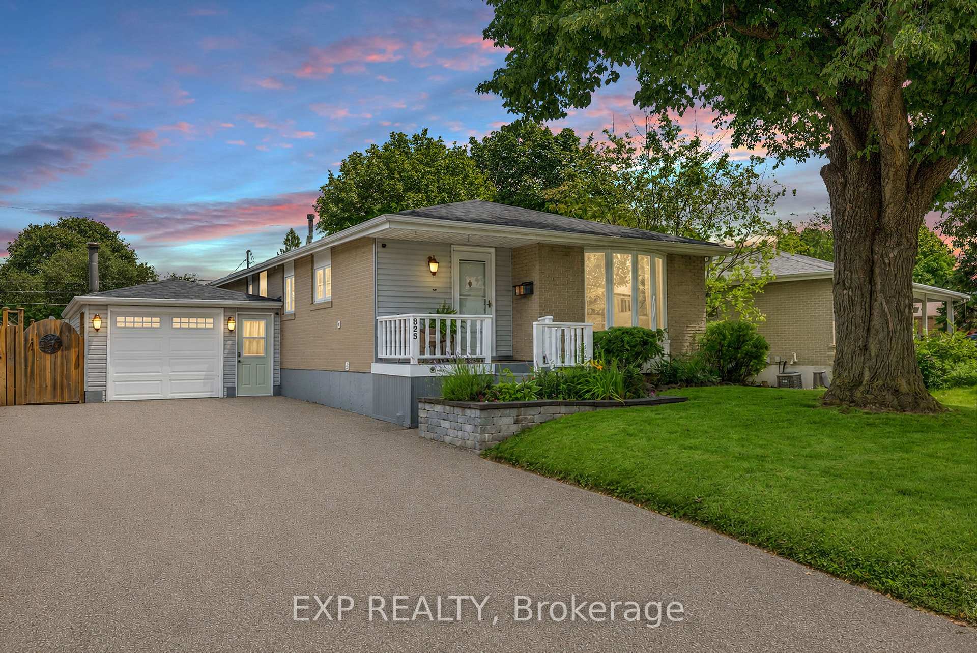 Photo 1 of 825 Bem Avenue, Pickering, Bay Ridges — HOMEH