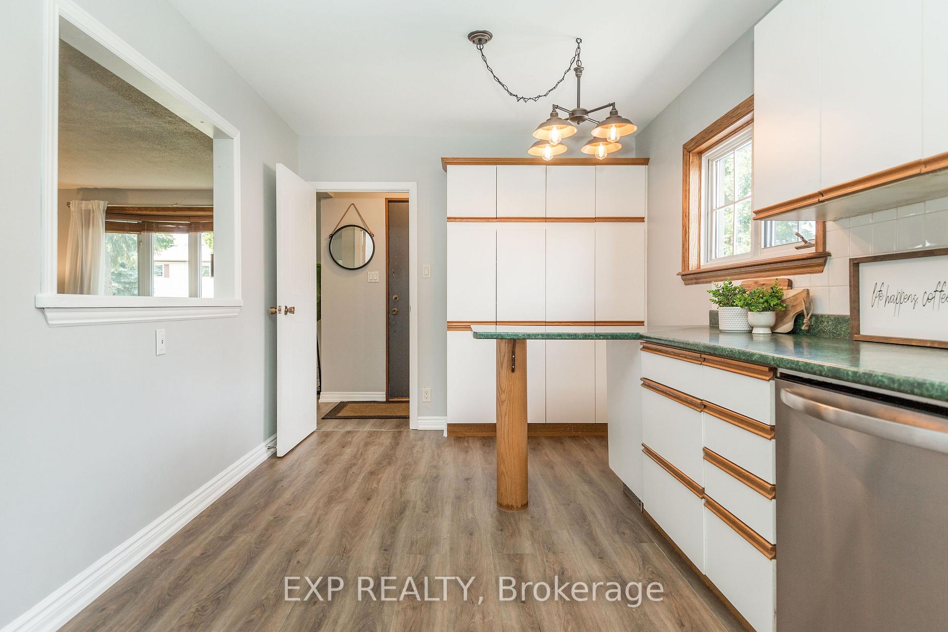 Photo 15 of 825 Bem Avenue, Pickering, Bay Ridges — HOMEH