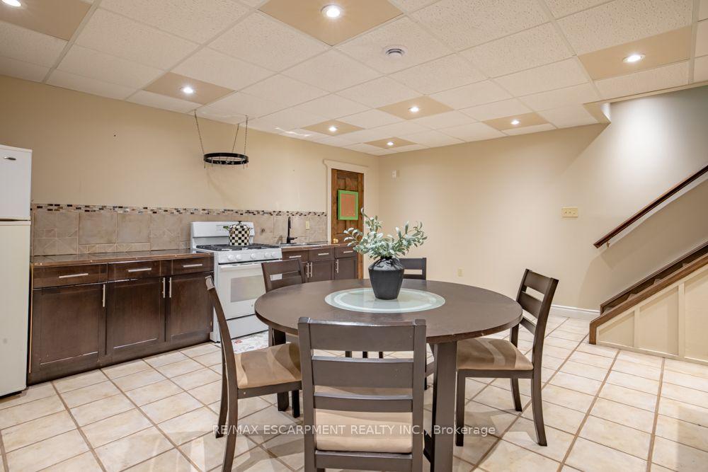 Photo 30 of 49 Branthaven Drive, Hamilton, Stoney Creek Mountain — HOMEH