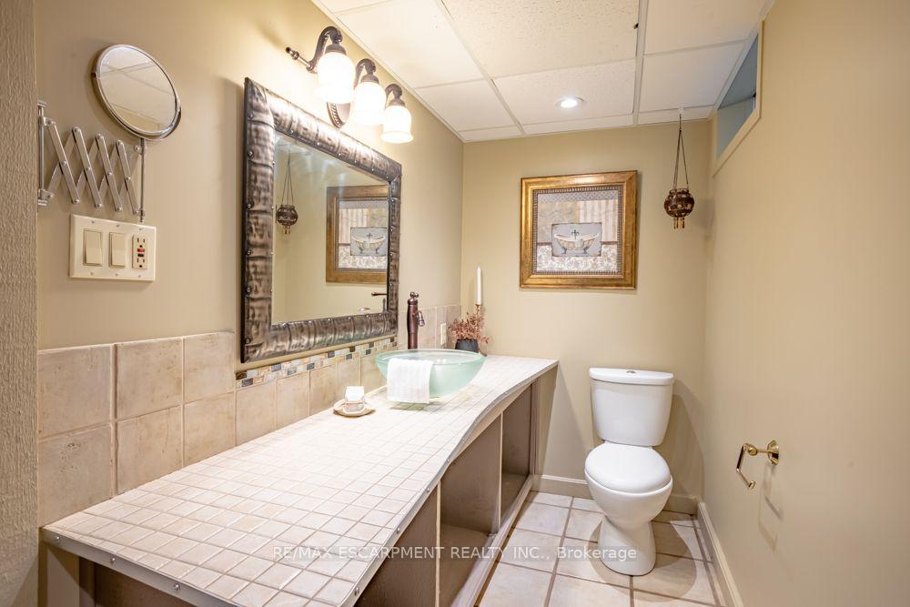 Photo 34 of 49 Branthaven Drive, Hamilton, Stoney Creek Mountain — HOMEH