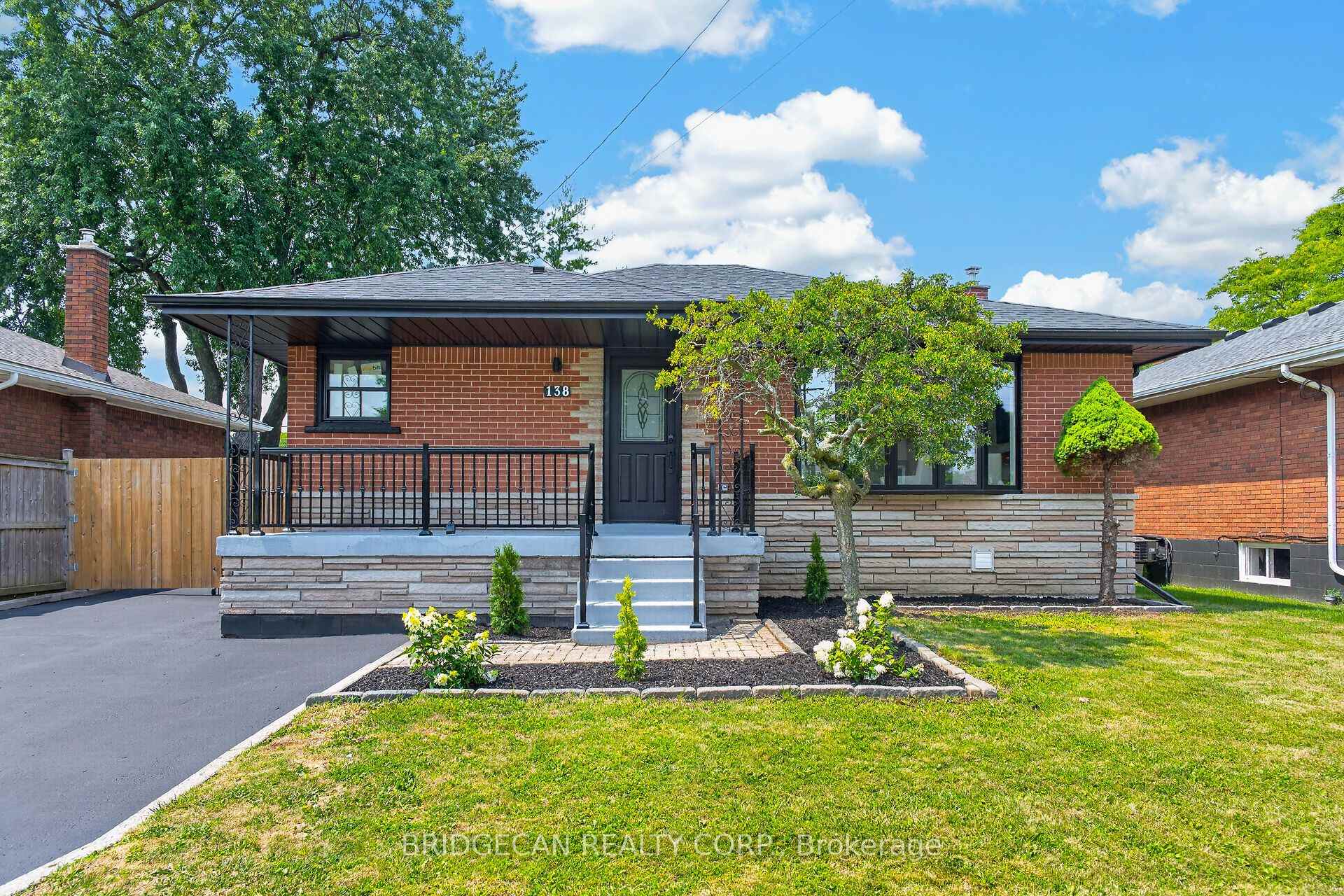 Photo 2 of 138 Rendell Boulevard, Hamilton, Sunninghill — HOMEH