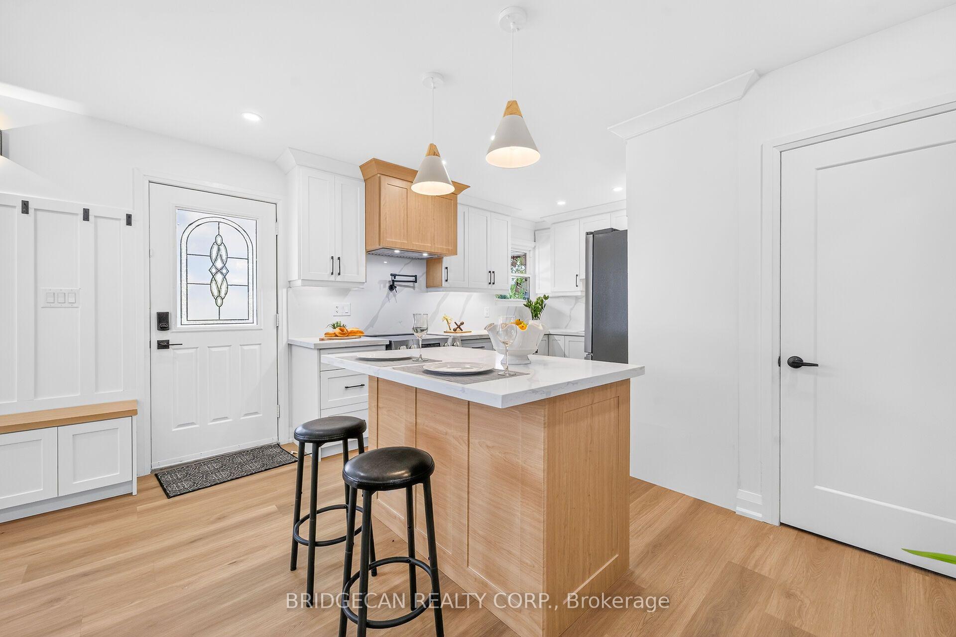 Photo 5 of 138 Rendell Boulevard, Hamilton, Sunninghill — HOMEH