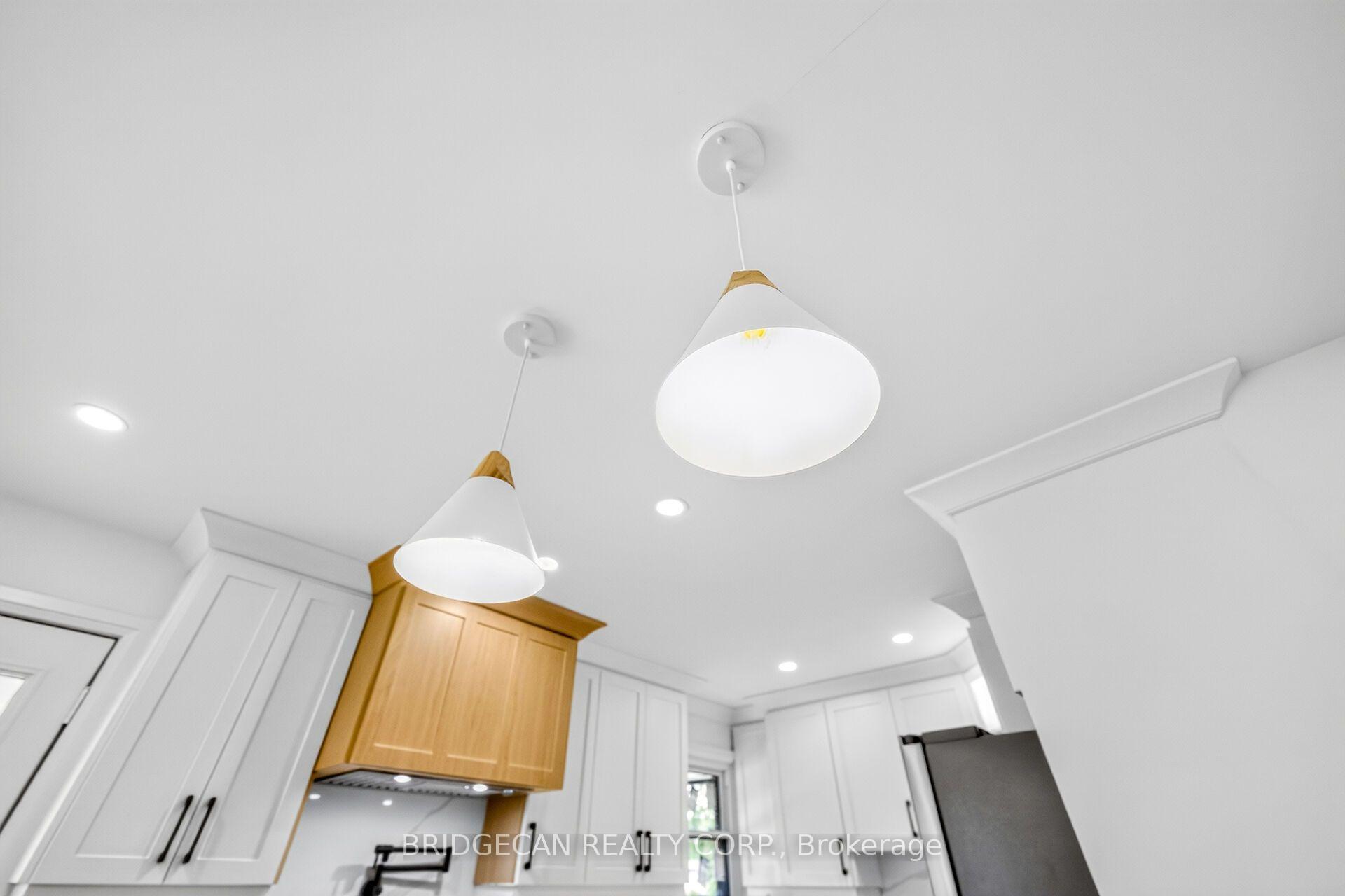 Photo 7 of 138 Rendell Boulevard, Hamilton, Sunninghill — HOMEH