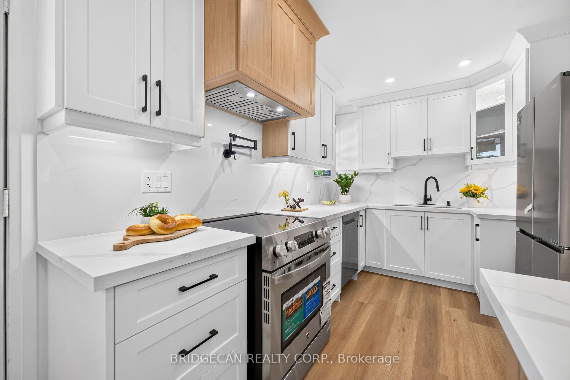 Photo 9 of 138 Rendell Boulevard, Hamilton, Sunninghill — HOMEH
