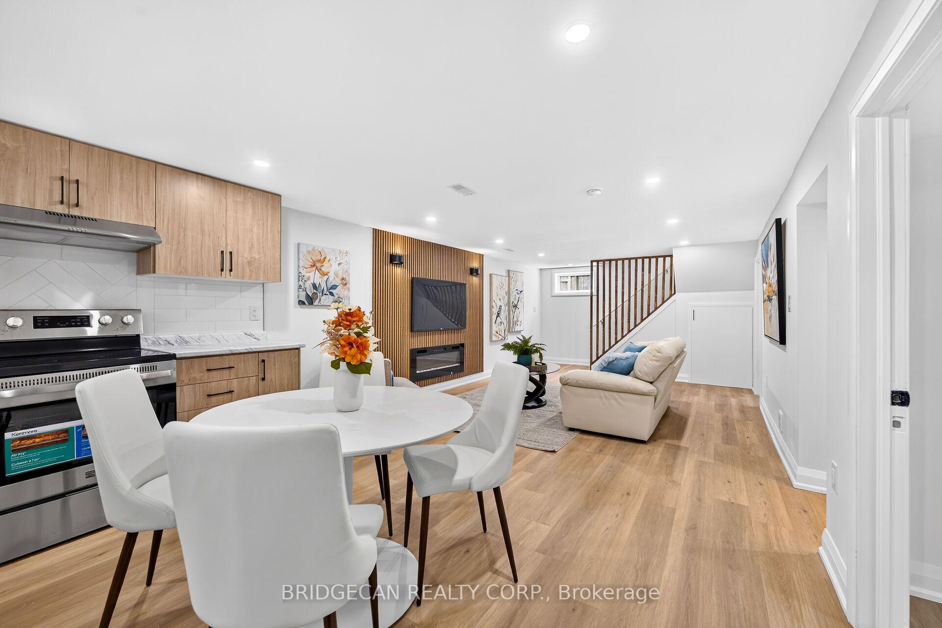 Photo 28 of 138 Rendell Boulevard, Hamilton, Sunninghill — HOMEH