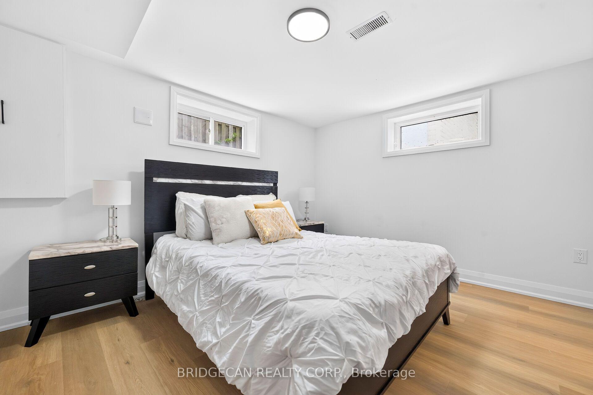 Photo 32 of 138 Rendell Boulevard, Hamilton, Sunninghill — HOMEH