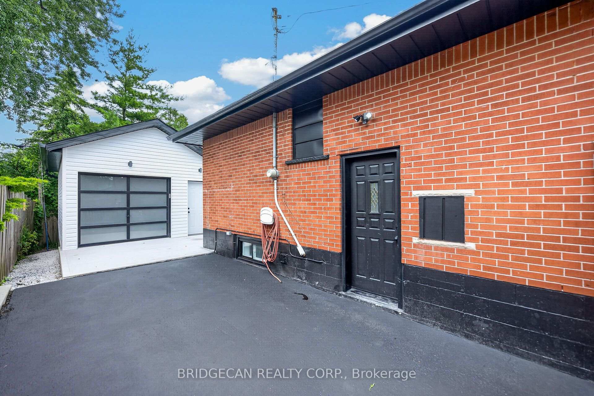 Photo 42 of 138 Rendell Boulevard, Hamilton, Sunninghill — HOMEH