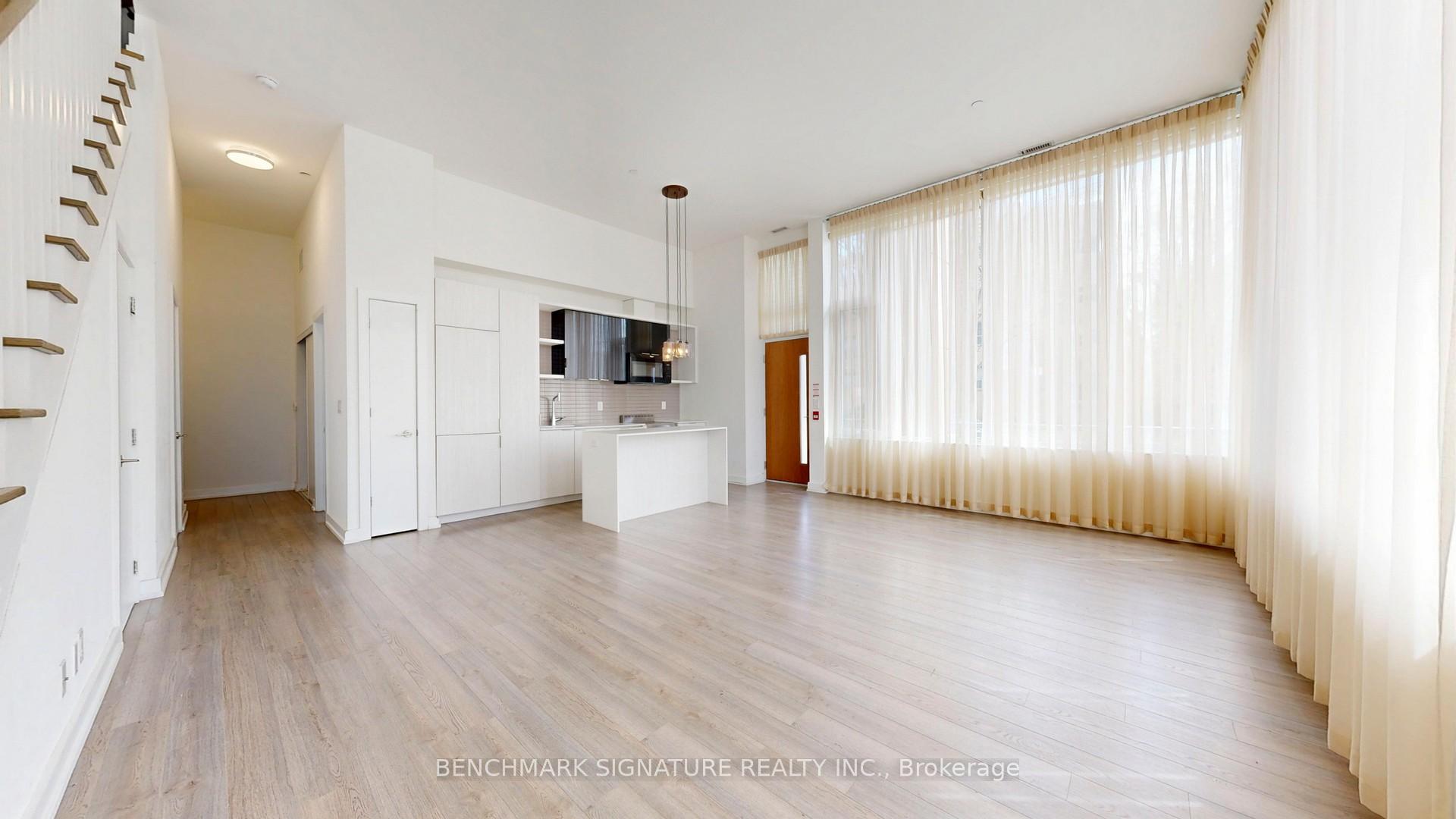 Photo 15 of Unit Th106, 6 Parkwood Avenue, Toronto, Casa Loma — HOMEH
