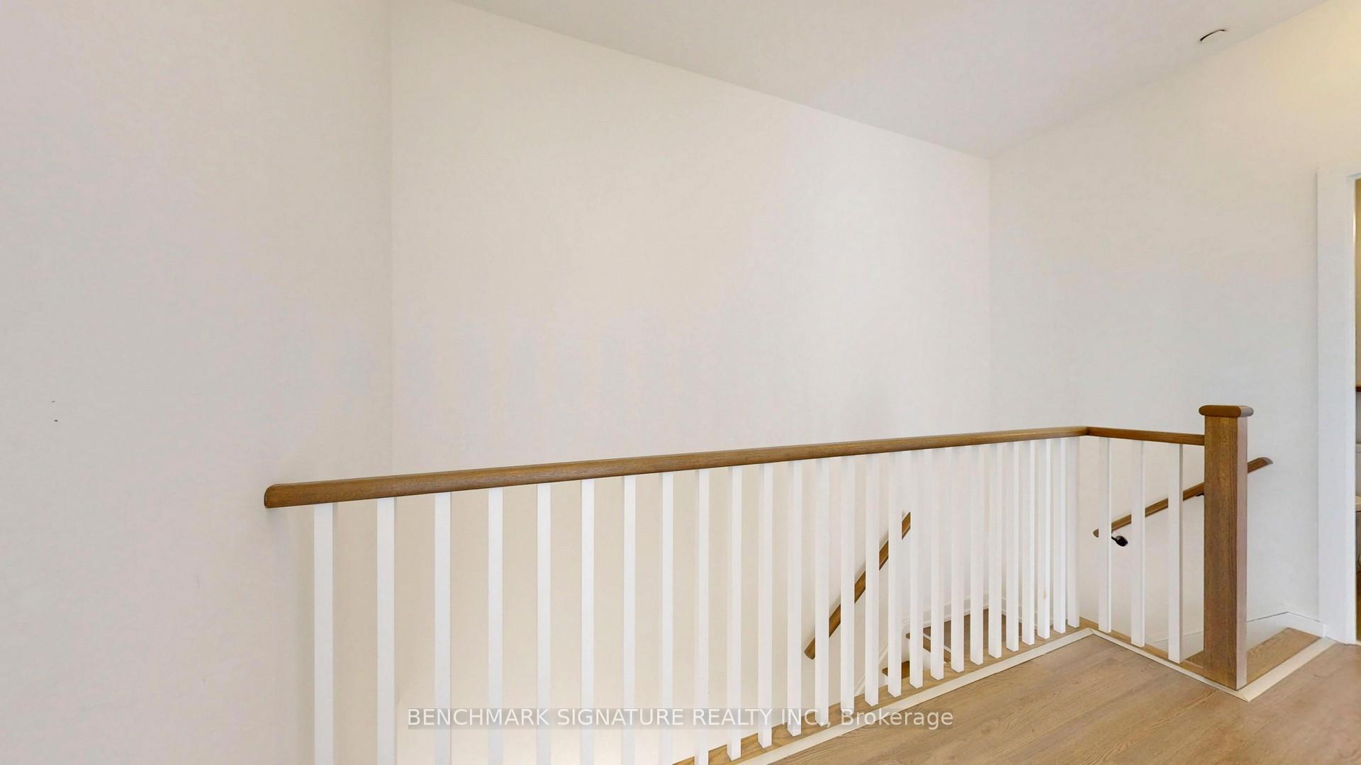 Photo 30 of Unit Th106, 6 Parkwood Avenue, Toronto, Casa Loma — HOMEH