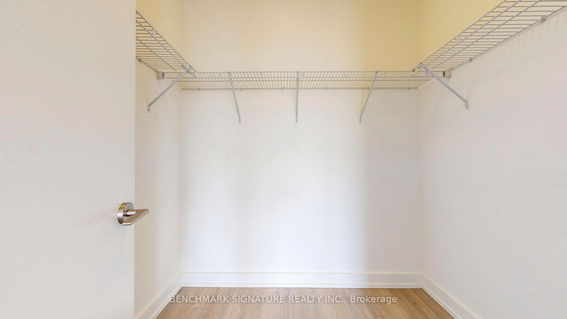Photo 35 of Unit Th106, 6 Parkwood Avenue, Toronto, Casa Loma — HOMEH
