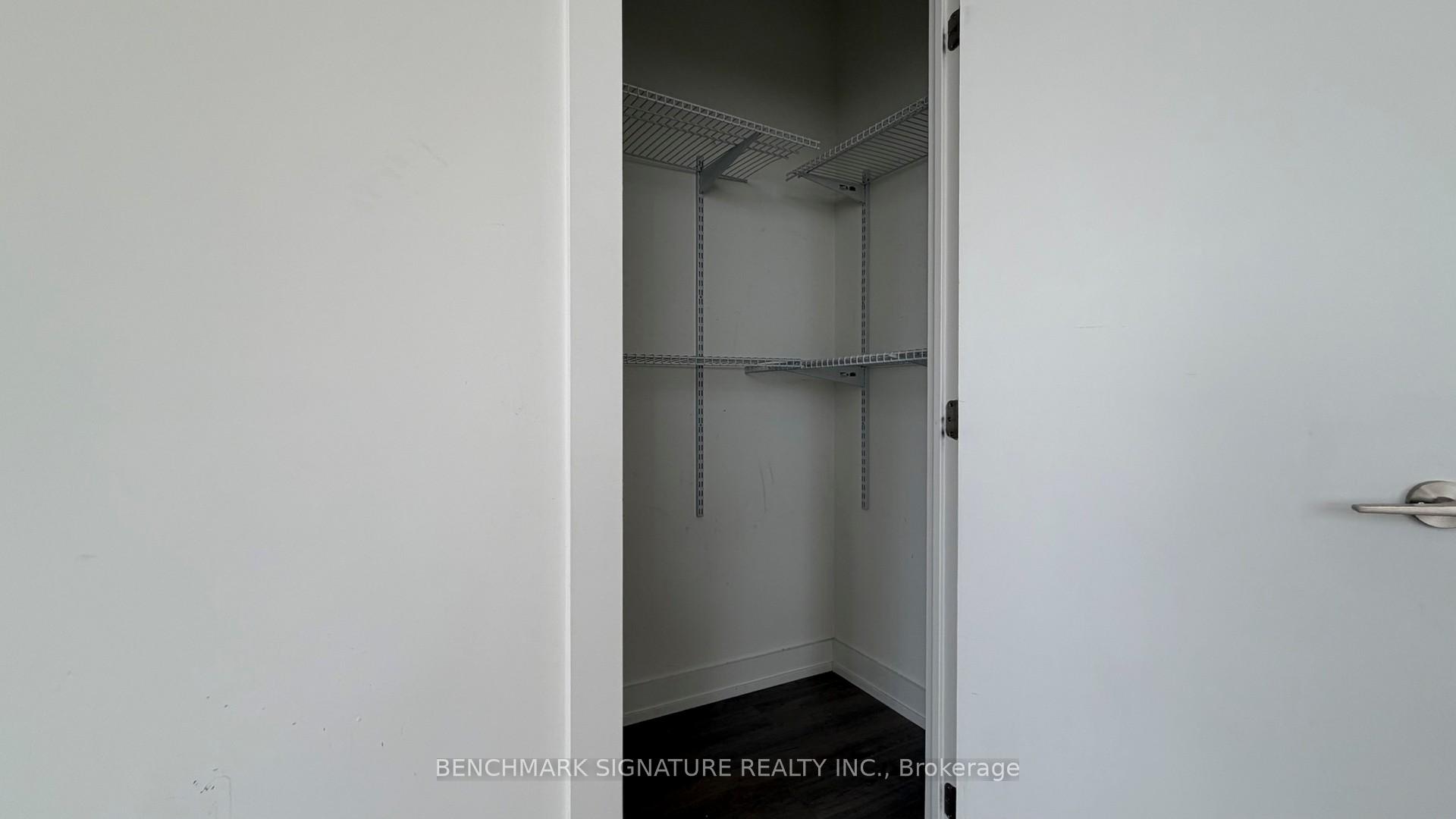 Photo 43 of Unit Th106, 6 Parkwood Avenue, Toronto, Casa Loma — HOMEH